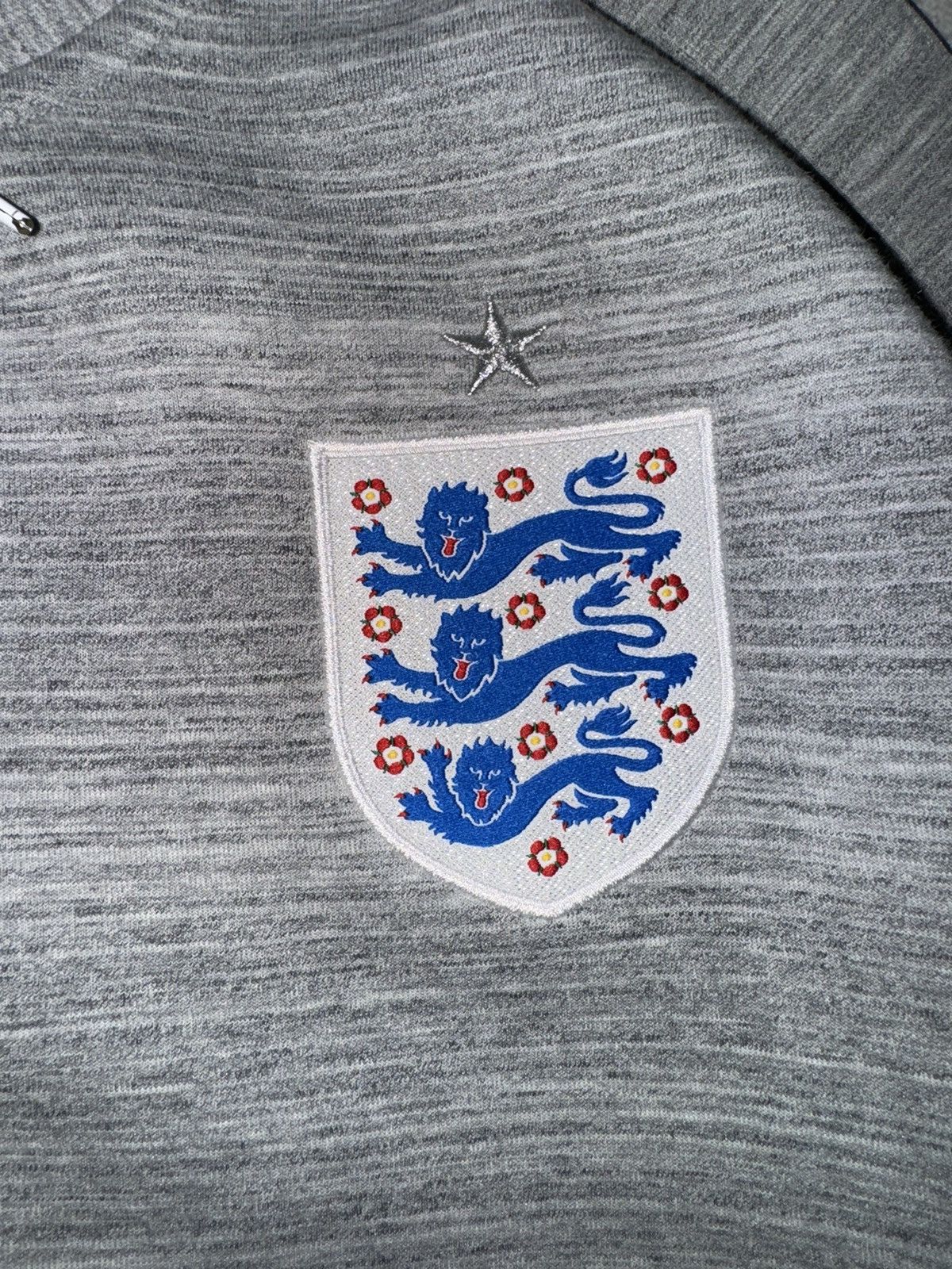Nike Vintage Nike England Gray Training Tech Fleece Jacket Size US XXL / EU 58 / 5 - 7 Thumbnail