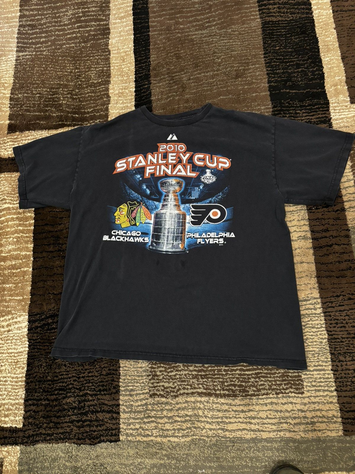 Majestic × Vintage Rare Vintage 2010 Stanley Cup Tee Size US XL / EU 56 / 4 - 1 Thumbnail