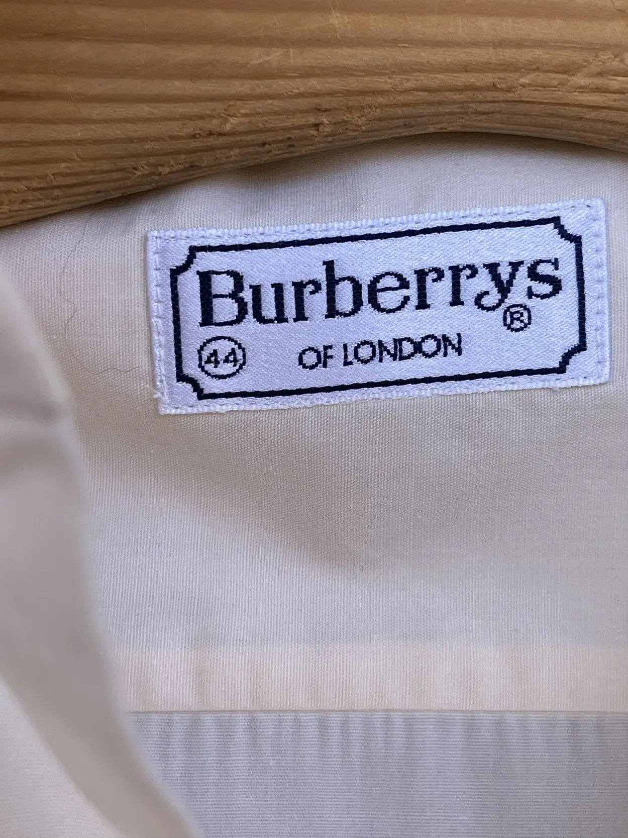 Burberry 🔥 Burberrys vintage London yellow shirt size xl Size US XL / EU 56 / 4 - 9 Thumbnail