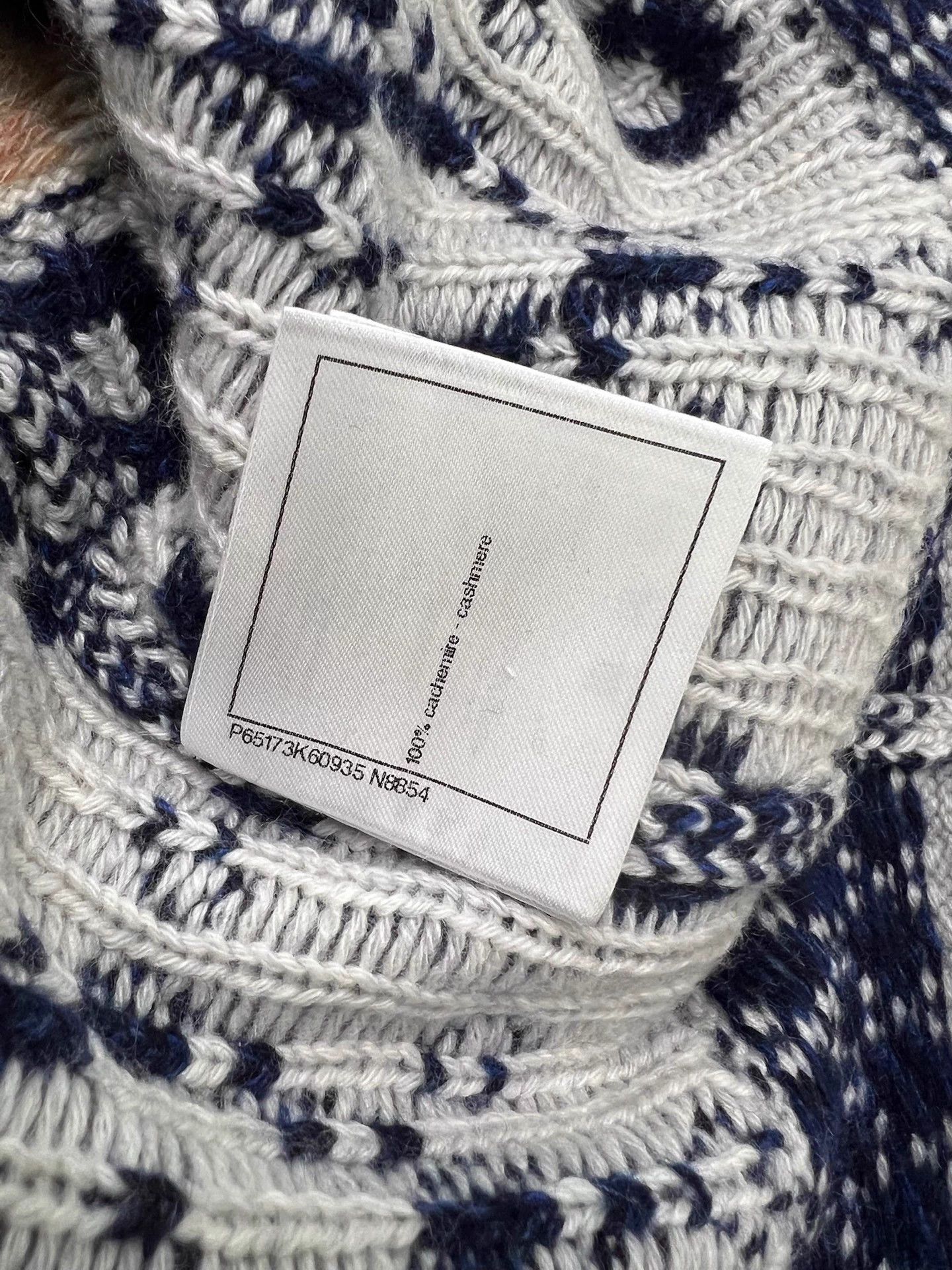 Chanel Chanel N°5 Logo Cashmere Cardigan FR38 Size S / US 4 / IT 40 - 7 Thumbnail
