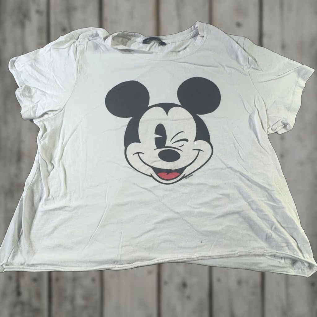 Abercrombie & Fitch VINTAGE Disney Mickey Mouse T-Shirt Mens XL White Graphic Tee Abercrombie & Fitch Cartoon Pop Culture 90s Size US XL / EU 56 / 4 - 1 Thumbnail