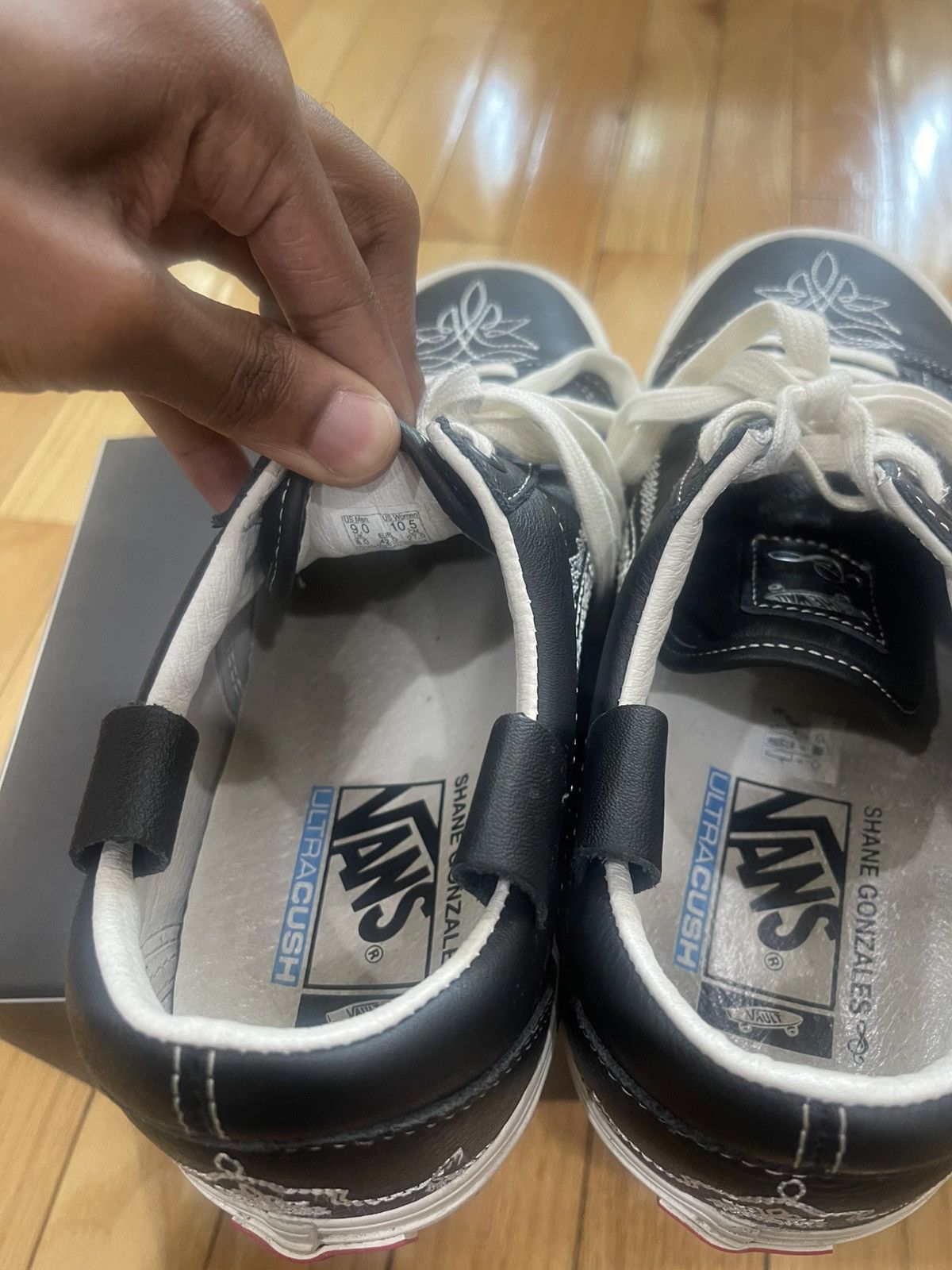 Vans Shane Gonzales Vans Old Skool Size US 9 / EU 42 - 4 Thumbnail