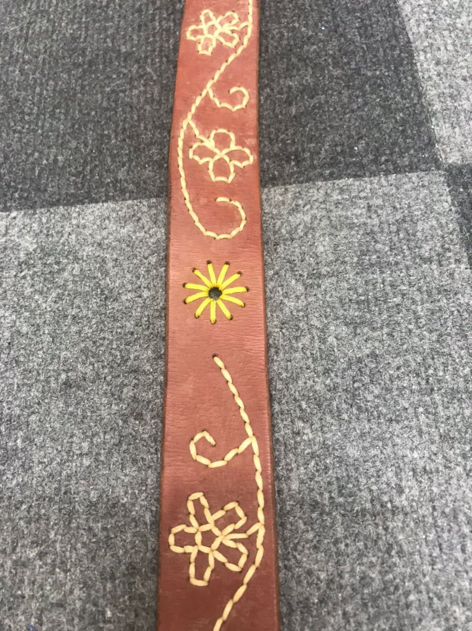 Levi's × Vintage Levis Leather Belt with Floral Stitch Size ONE SIZE - 5 Thumbnail