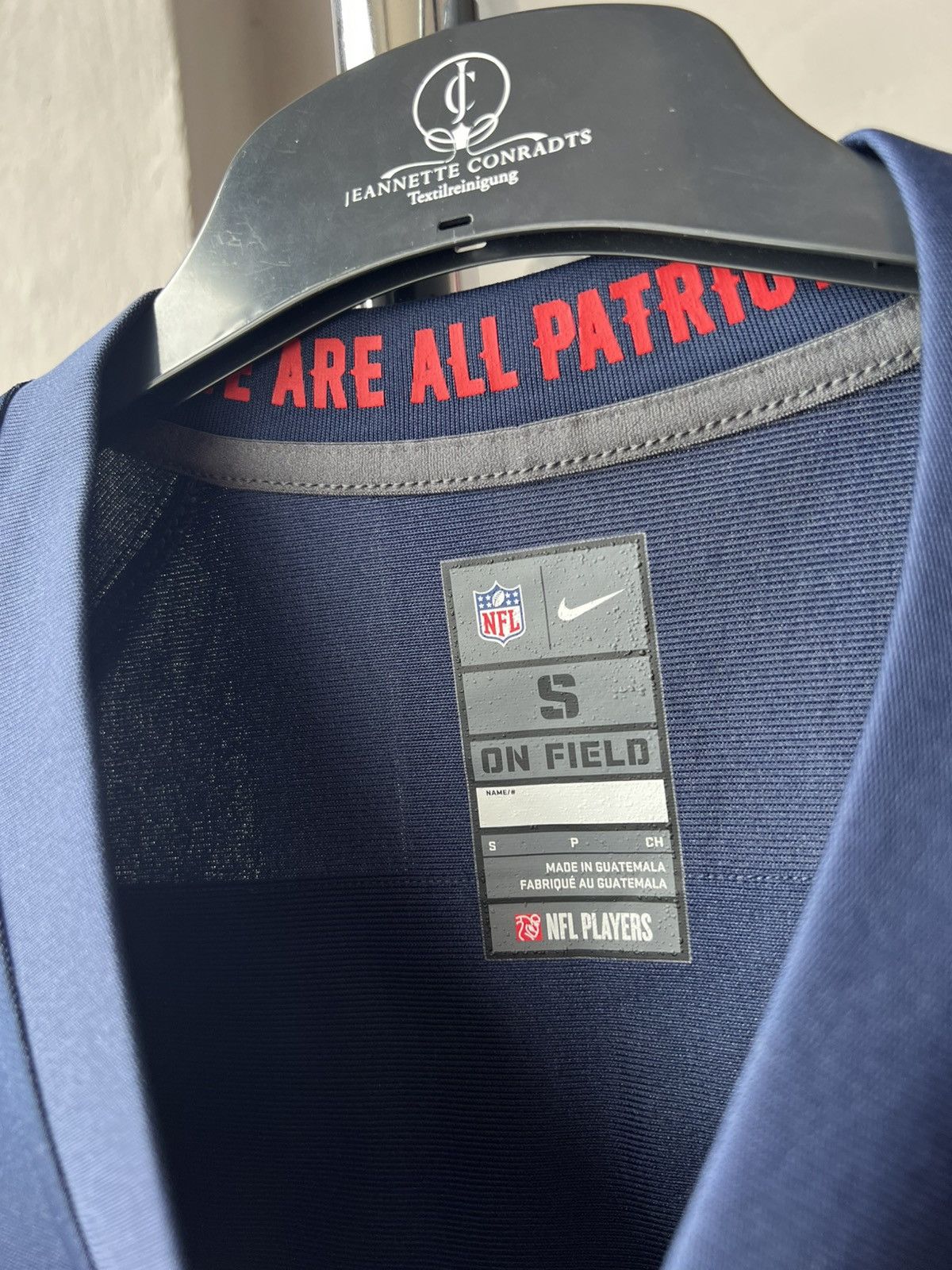 NFL 2021 NFL USA New England Patriots #1 Newton Football shirt Size US S / EU 44-46 / 1 - 7 Thumbnail