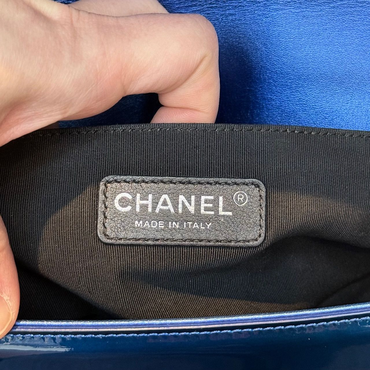 Chanel Chanel 2014 Metallic Blue Patent Old Medium Boy Bag Size ONE SIZE - 20 Thumbnail