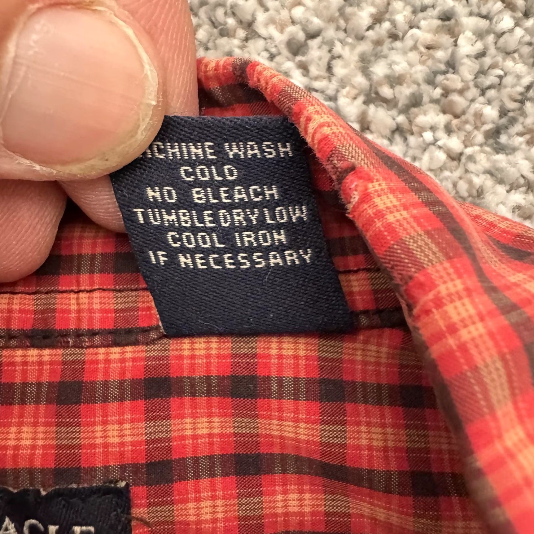 American Eagle Outfitters VINTAGE American Eagle Outfitters Shirt XL Plaid Red Button-Down Collared Long Sleeve Men Regular 90s Grunge Preppy Distress Layering Size US XL / EU 56 / 4 - 7 Thumbnail