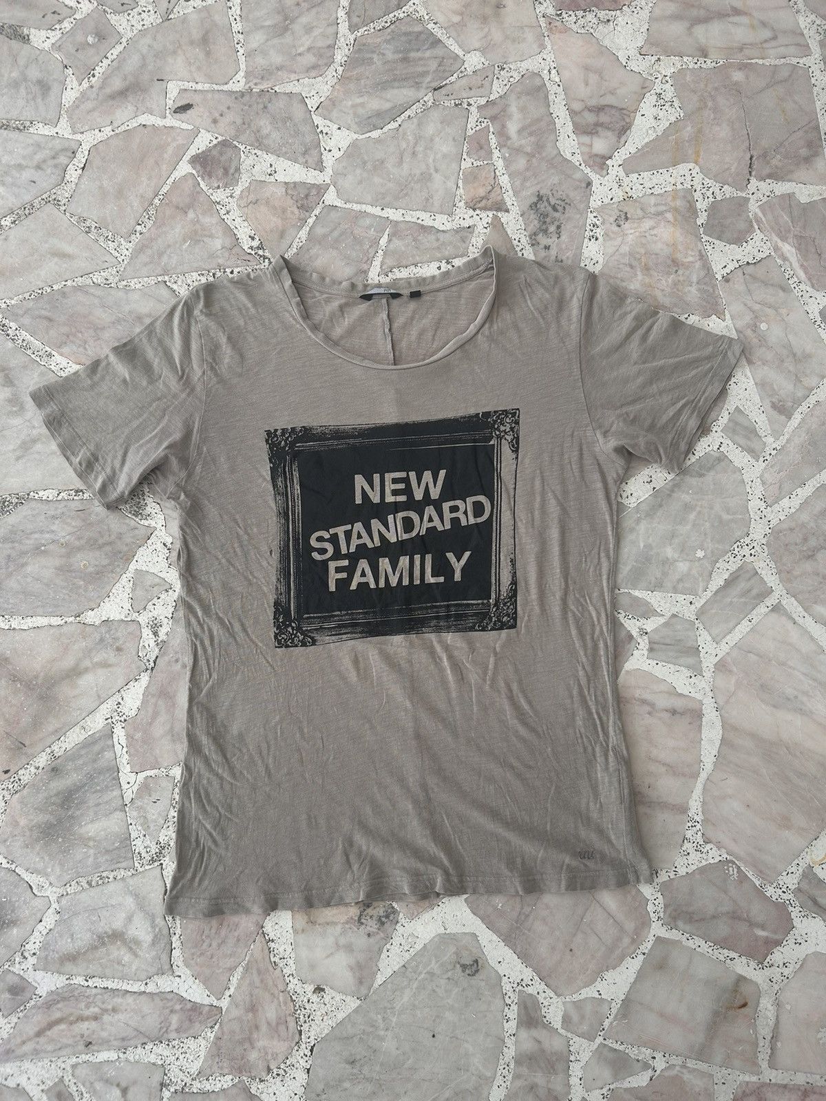 Undercover Uniqlo Tee Fronthit Beige