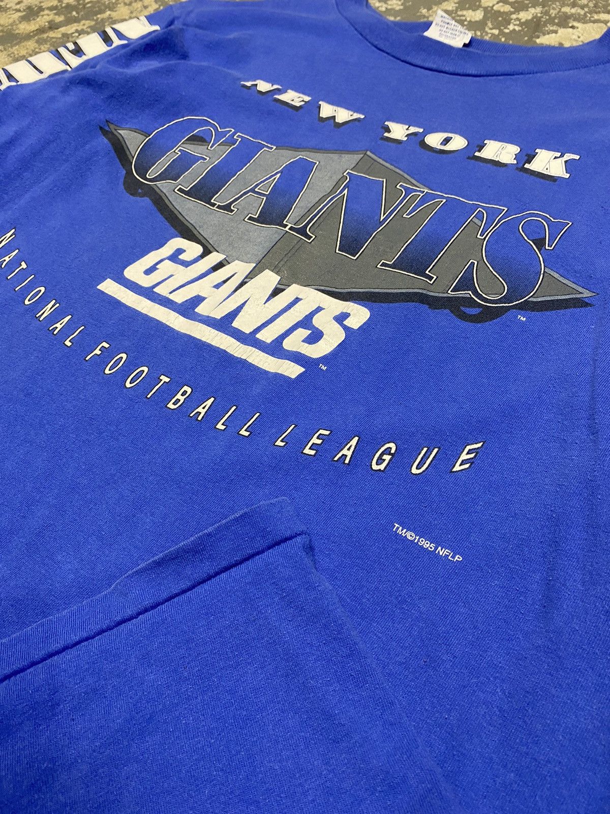 Giant × Vintage Vintage New York Giants True Fan NFL Long Sleeve Tshirt 1995 Size US L / EU 52-54 / 3 - 3 Thumbnail