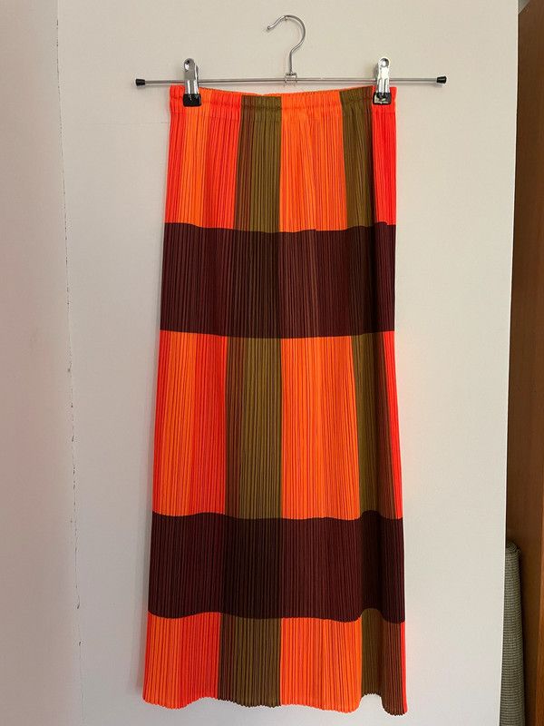 Pleats Please Issey Miyake Issey Miyake Pleats please maxi skirt Size 24" / US 00 / IT 34 - 1 Thumbnail
