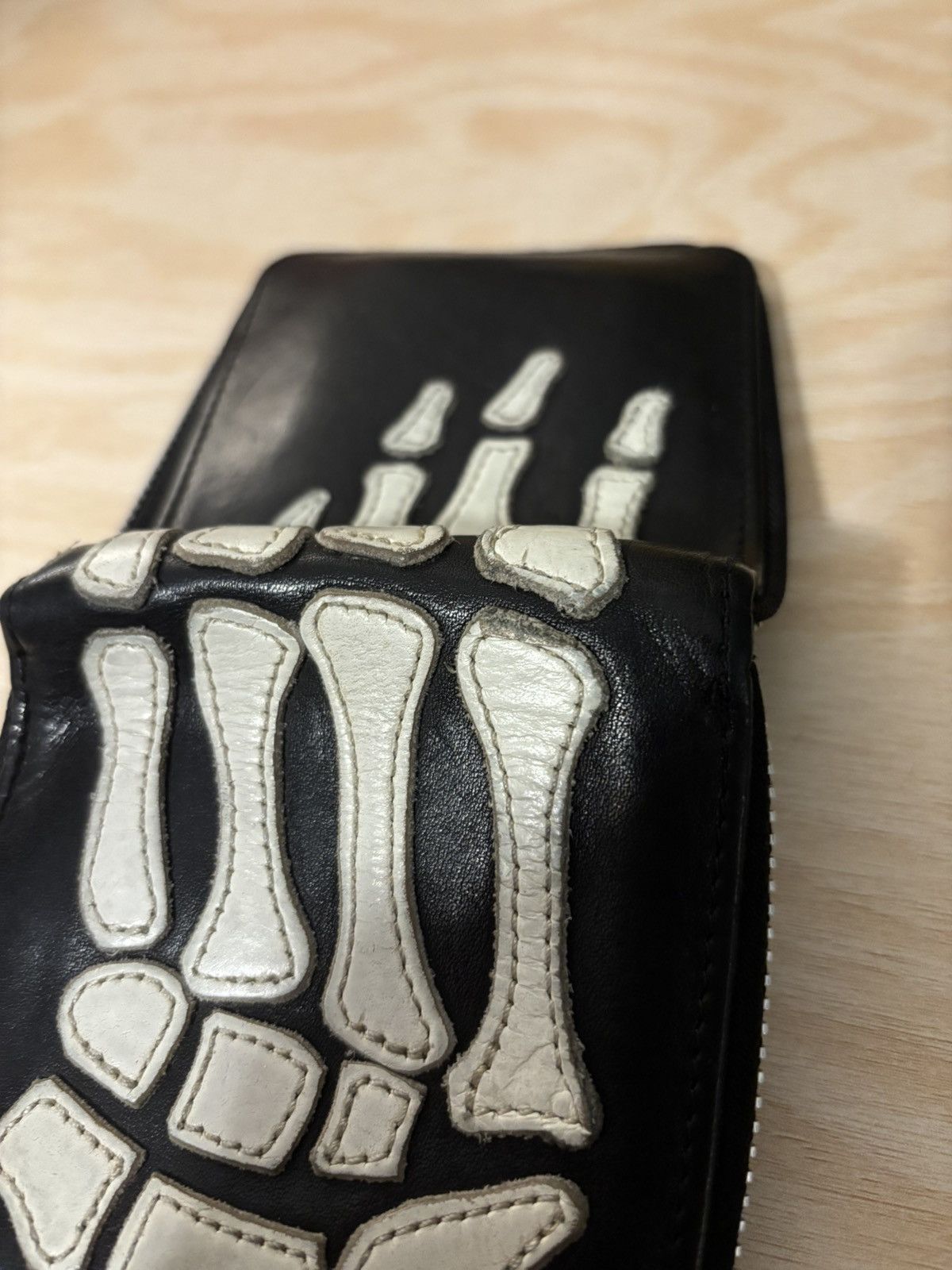 Kapital Thumbs Up Bone Hand Wallet OG Size ONE SIZE - 8 Thumbnail