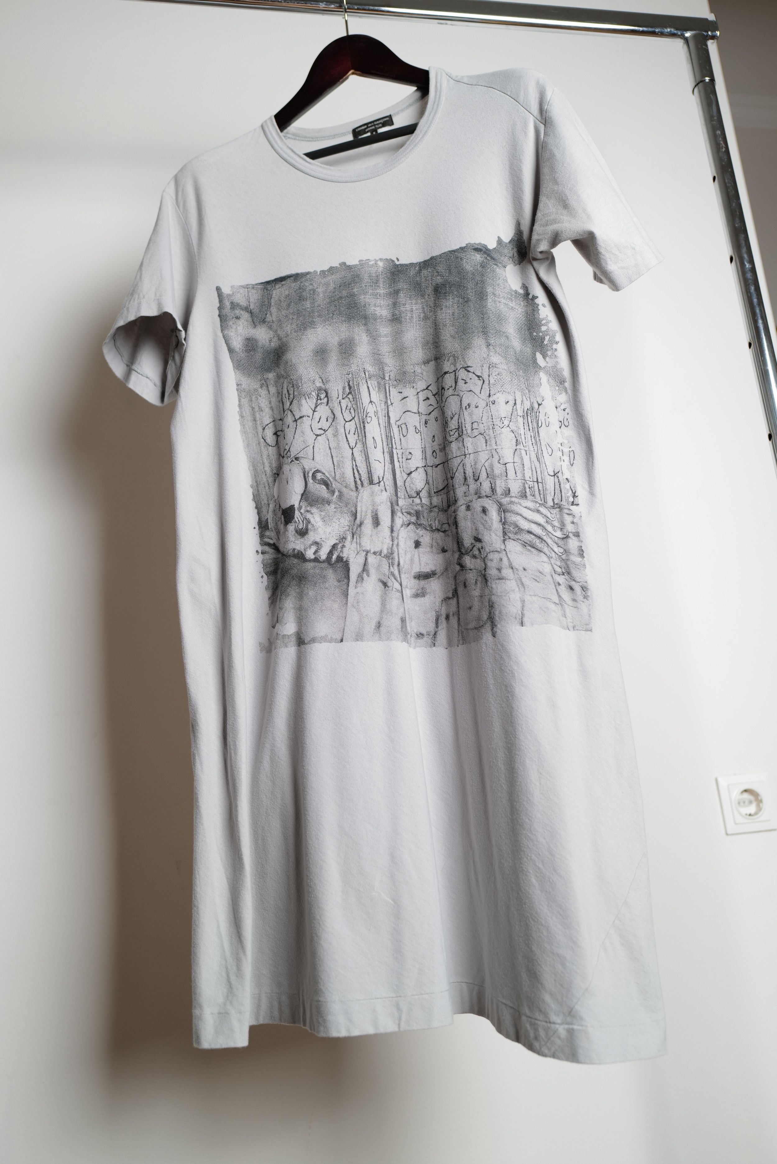 Comme des Garcons CDG LONG ASYMMETRIC T-SHIRT Size US M / EU 48-50 / 2 - 14 Thumbnail
