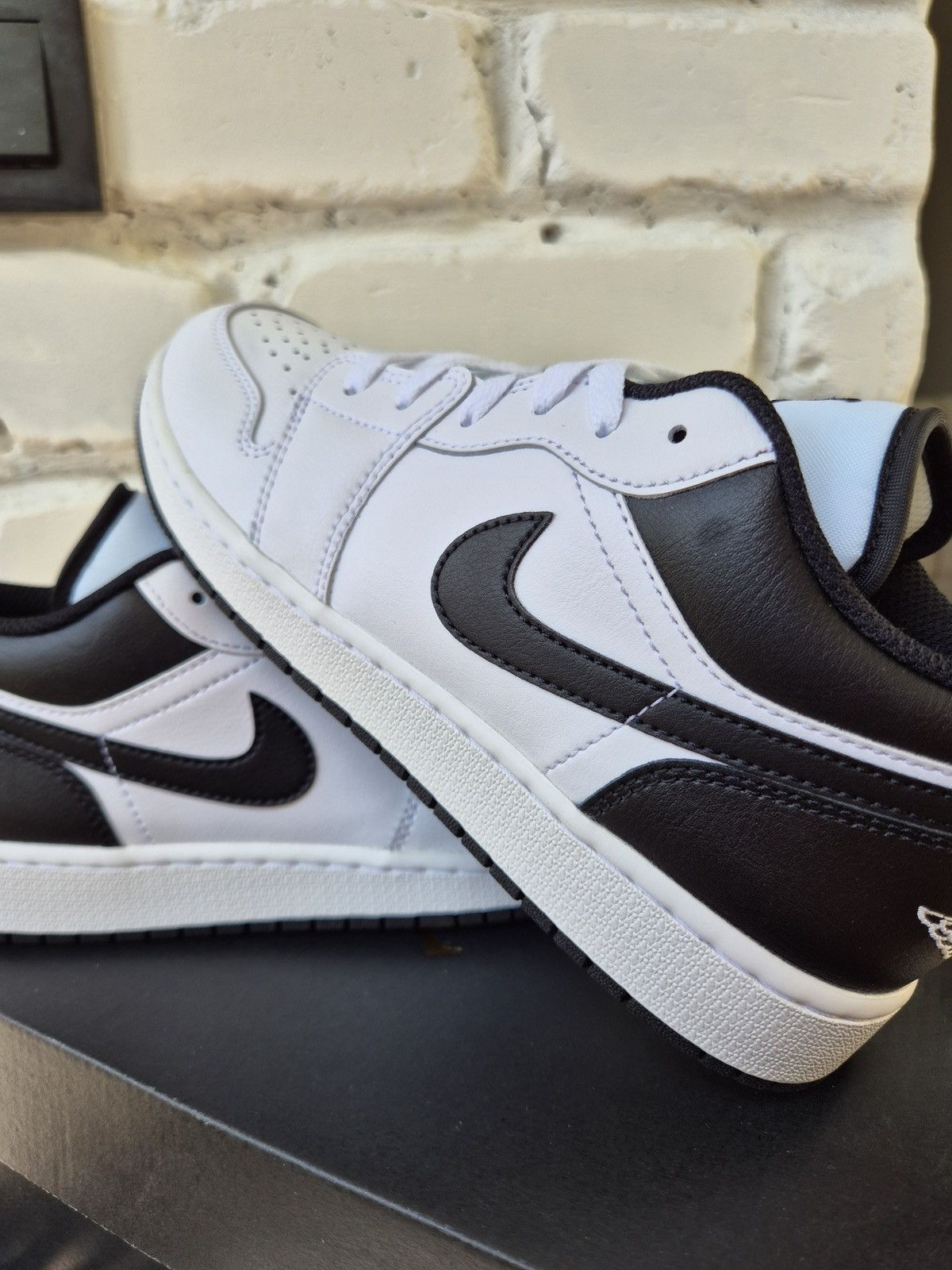 Jordan Brand Nike Air Jordan 1 Low White Black (553560-132) 38.5 EU Size US 7.5 / IT 37.5 - 13 Thumbnail