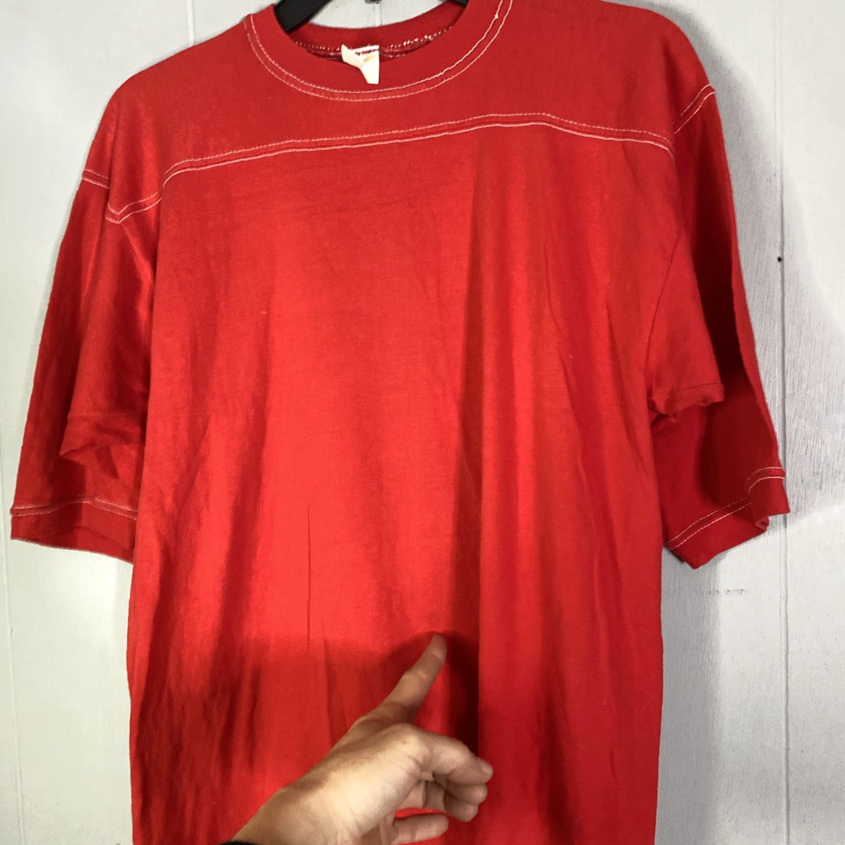 Vintage VINTAGE 80s Single Stitch T Shirt Red Sportswear Ringer Sleeve Adult Medium X 29 Fits Medium Size US M / EU 48-50 / 2 - 7 Thumbnail