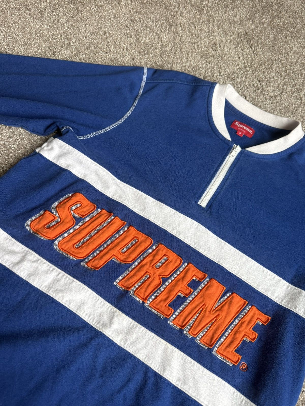 Supreme Supreme Bar Logo Half Zip Top (Royal) Size US S / EU 44-46 / 1 - 3 Thumbnail