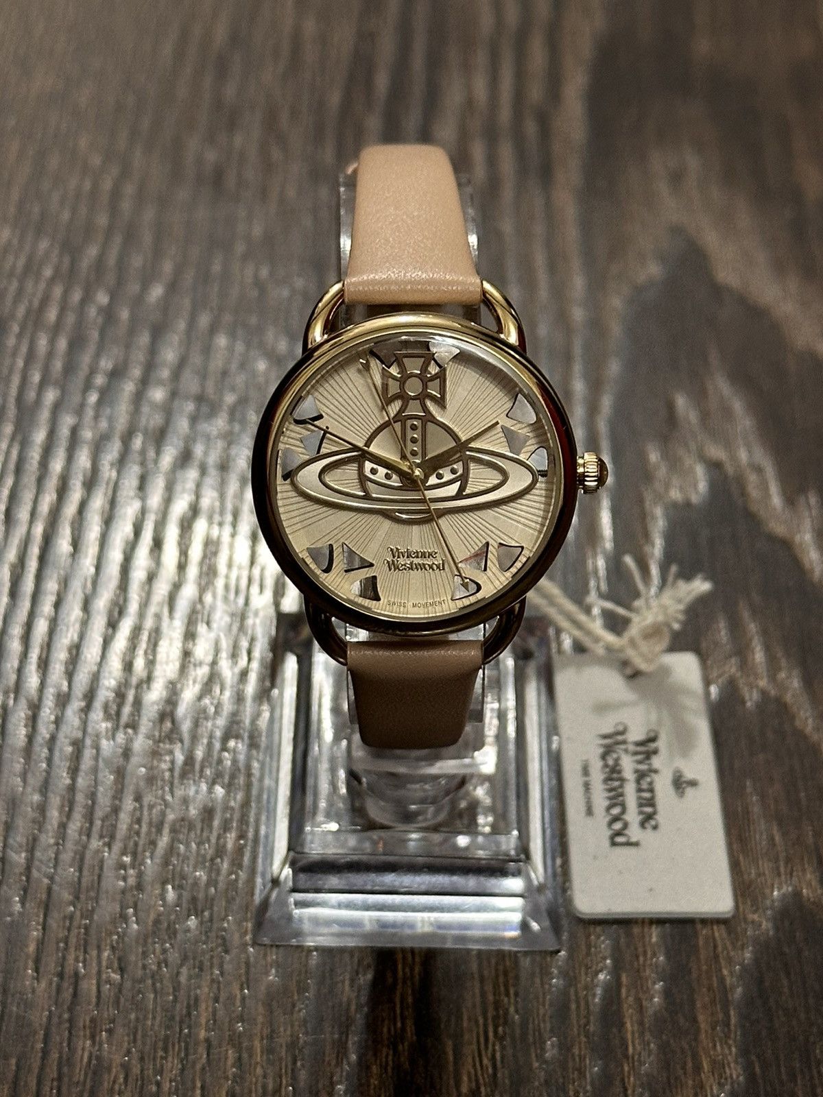Vivienne Westwood 🌸Vivienne Westwood Big-ORB Pink-Gold Y2k Watch Size ONE SIZE - 2 Thumbnail
