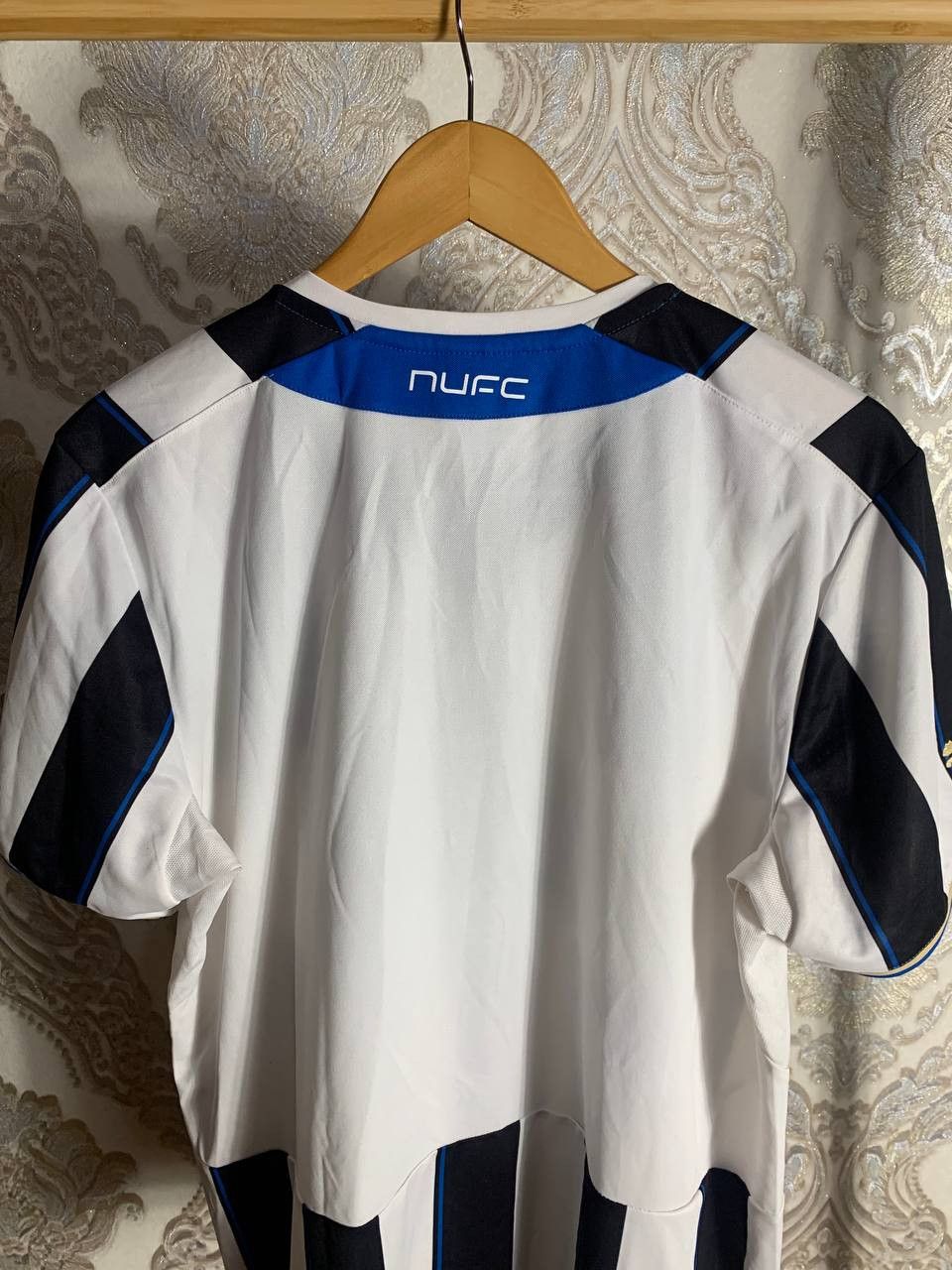 Puma Vintage Puma FC New Castle United England Soccer Jersey Y2K Size US L / EU 52-54 / 3 - 6 Thumbnail