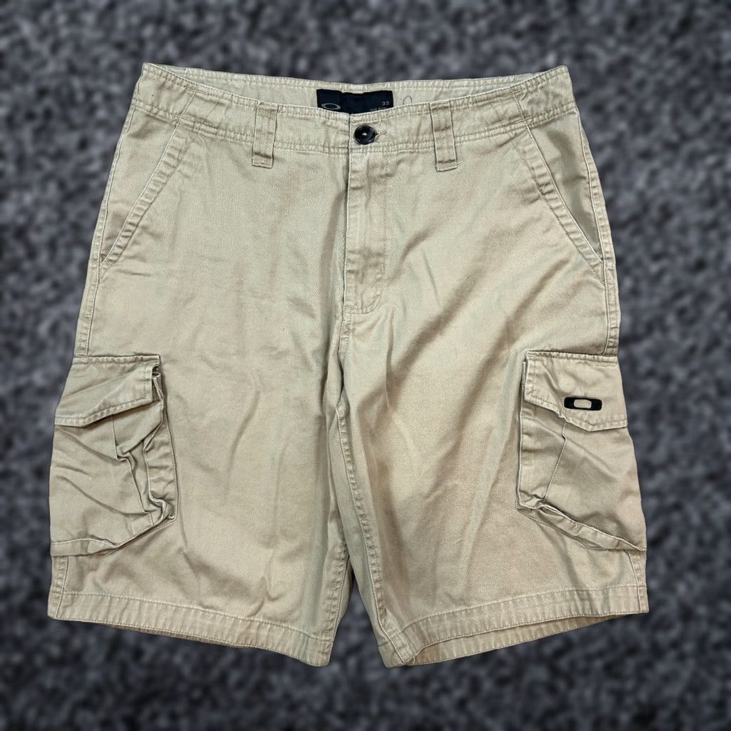 Oakley VINTAGE Oakley Cargo Shorts Mens 33 Beige Cargo Nylon Front Flat Front Pockets 90s Outdoor Sports Size US 33 - 1 Thumbnail