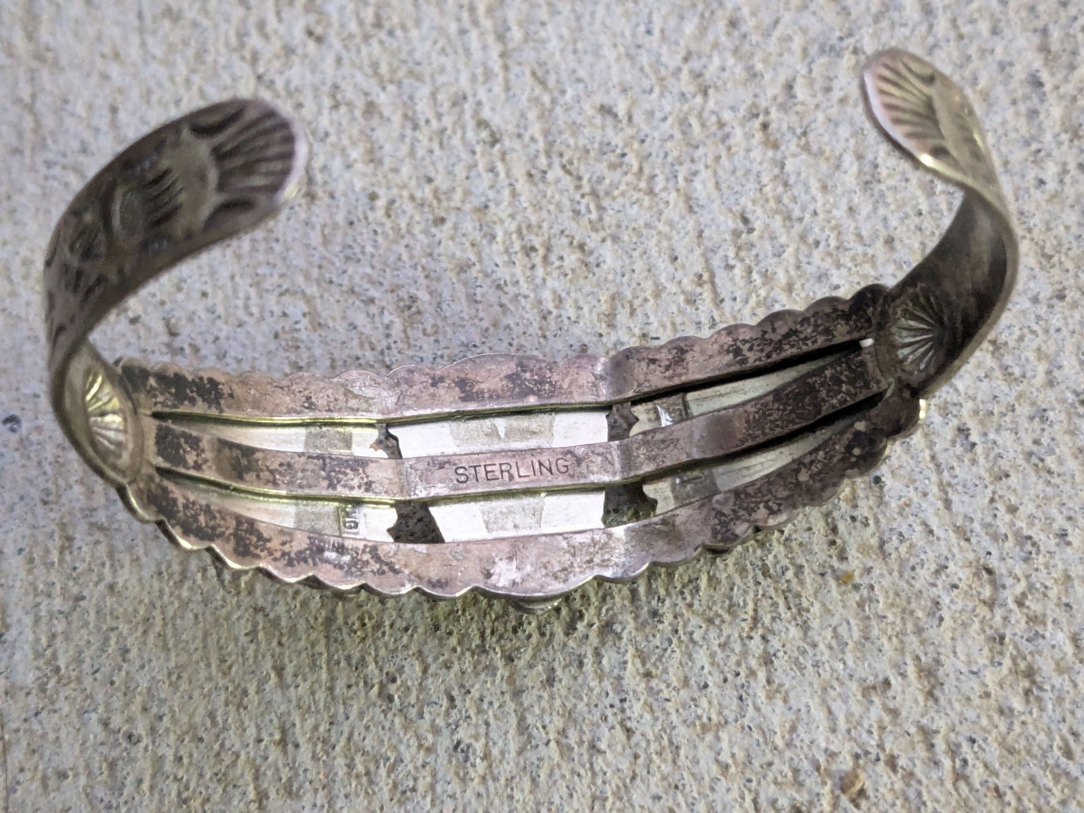 Jewelry Vintage Sterling Silver Bracelet Black Mask Mexico Cuff Size ONE SIZE - 9 Thumbnail