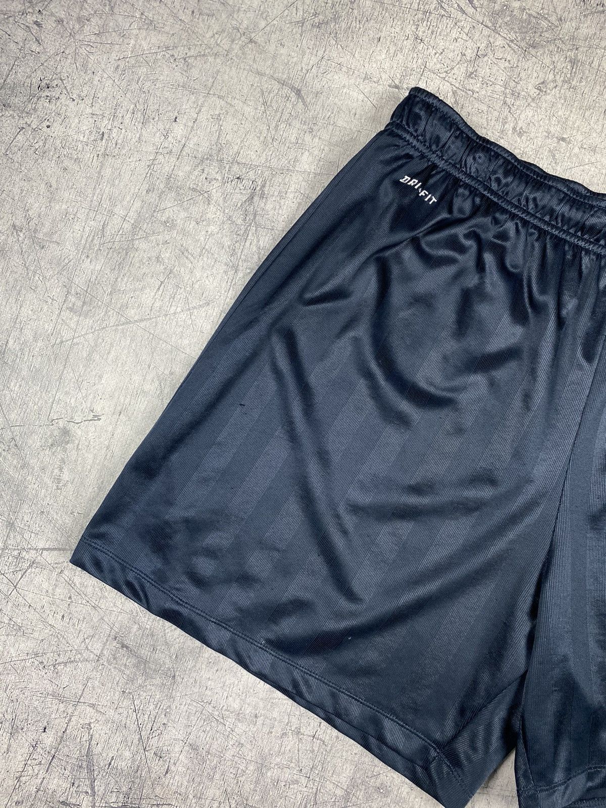 Nike × Vintage Vintage Nike Y2K Dri Fit Drill Shorts Size US 33 - 3 Thumbnail