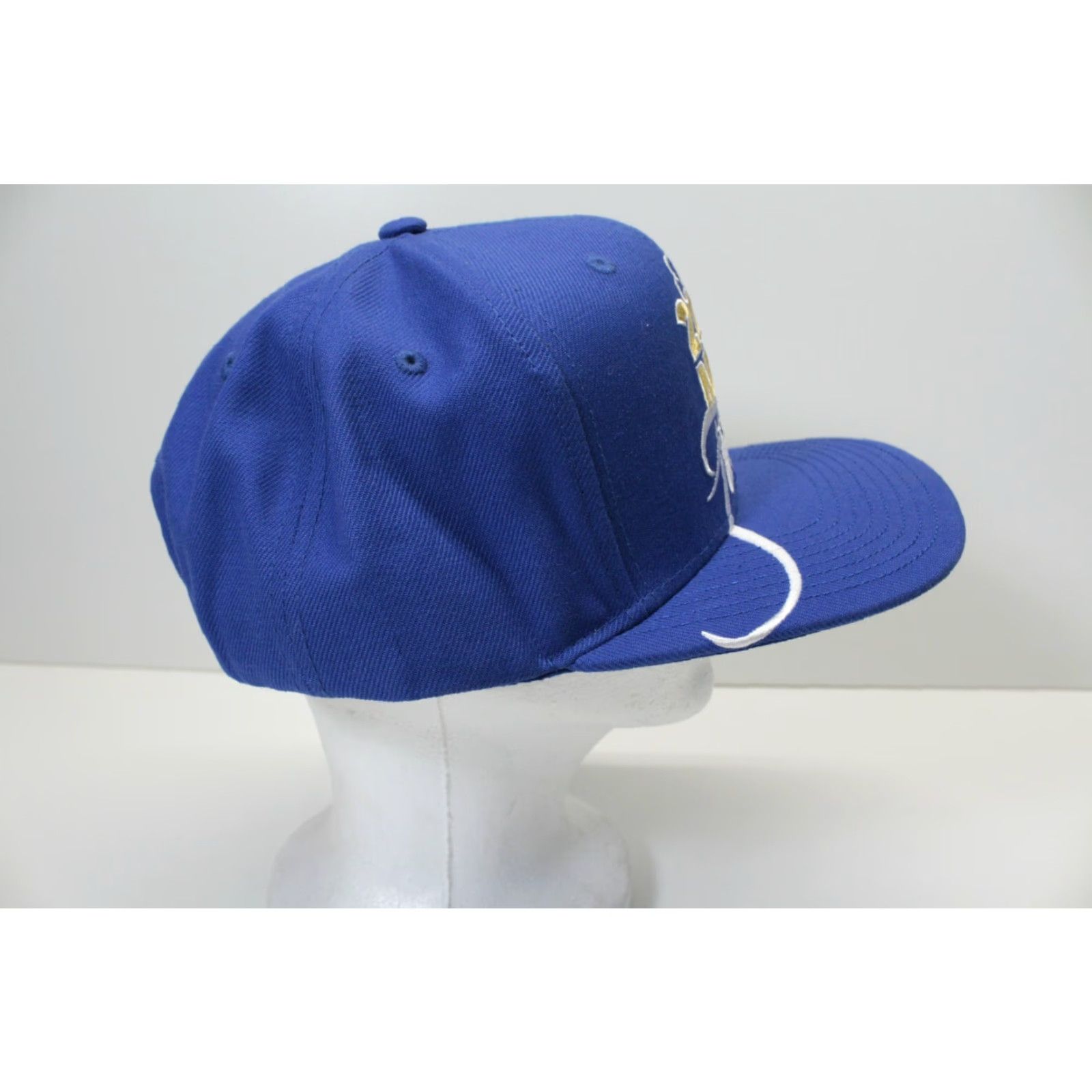 Adidas VINTAGE adidas The 2017 NBA Finals Golden State Warriors Blue Gold Snapback Hat FAST SH Size ONE SIZE - 4 Thumbnail
