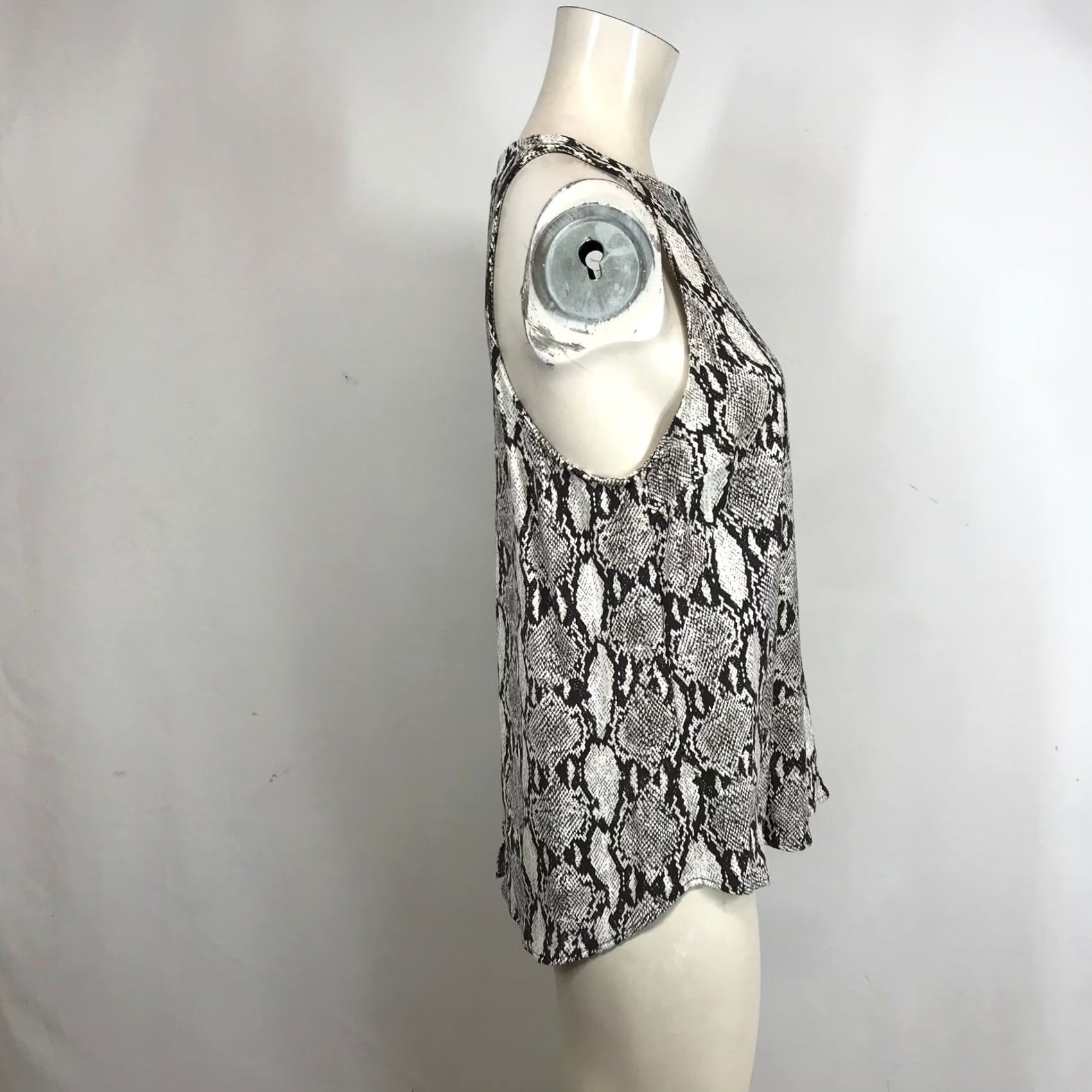 Vintage ALC Snake Print Tank Top Women Size 10 - Sleek Black Stylish Size L / US 10 / IT 46 - 4 Thumbnail
