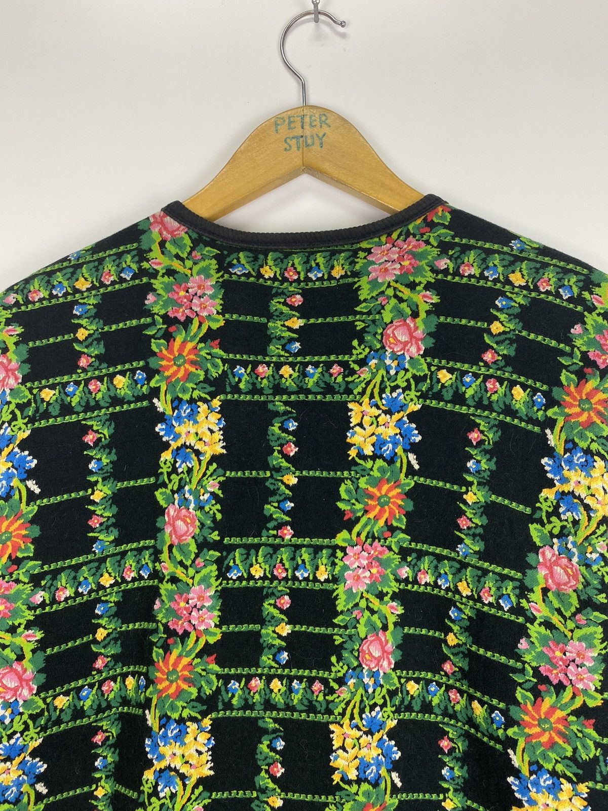 Kenzo Vintage 90’s Kenzo Floral Sweater Size M / US 6-8 / IT 42-44 - 4 Thumbnail