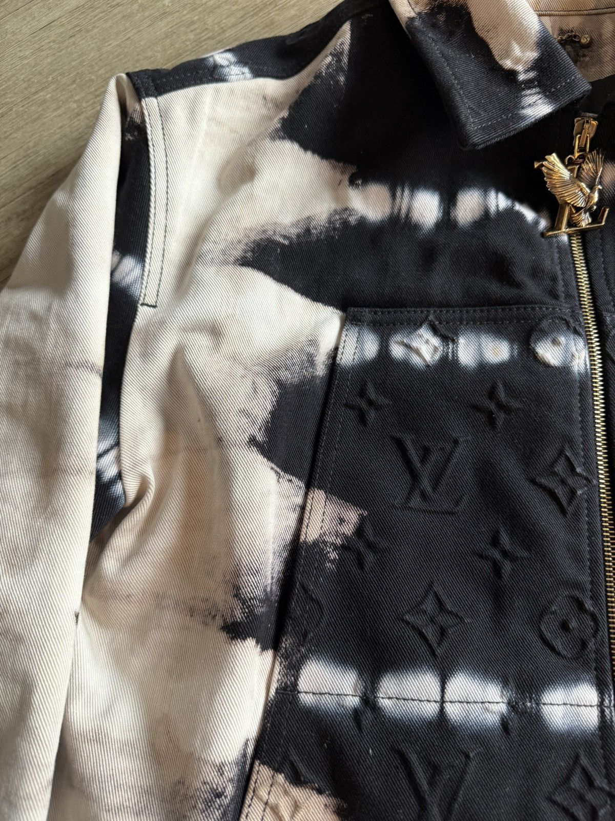 Louis Vuitton Louis Vuitton Tie Dye Monogram Denim Padded Jacket Size 46 Size US S / EU 44-46 / 1 - 2 Thumbnail
