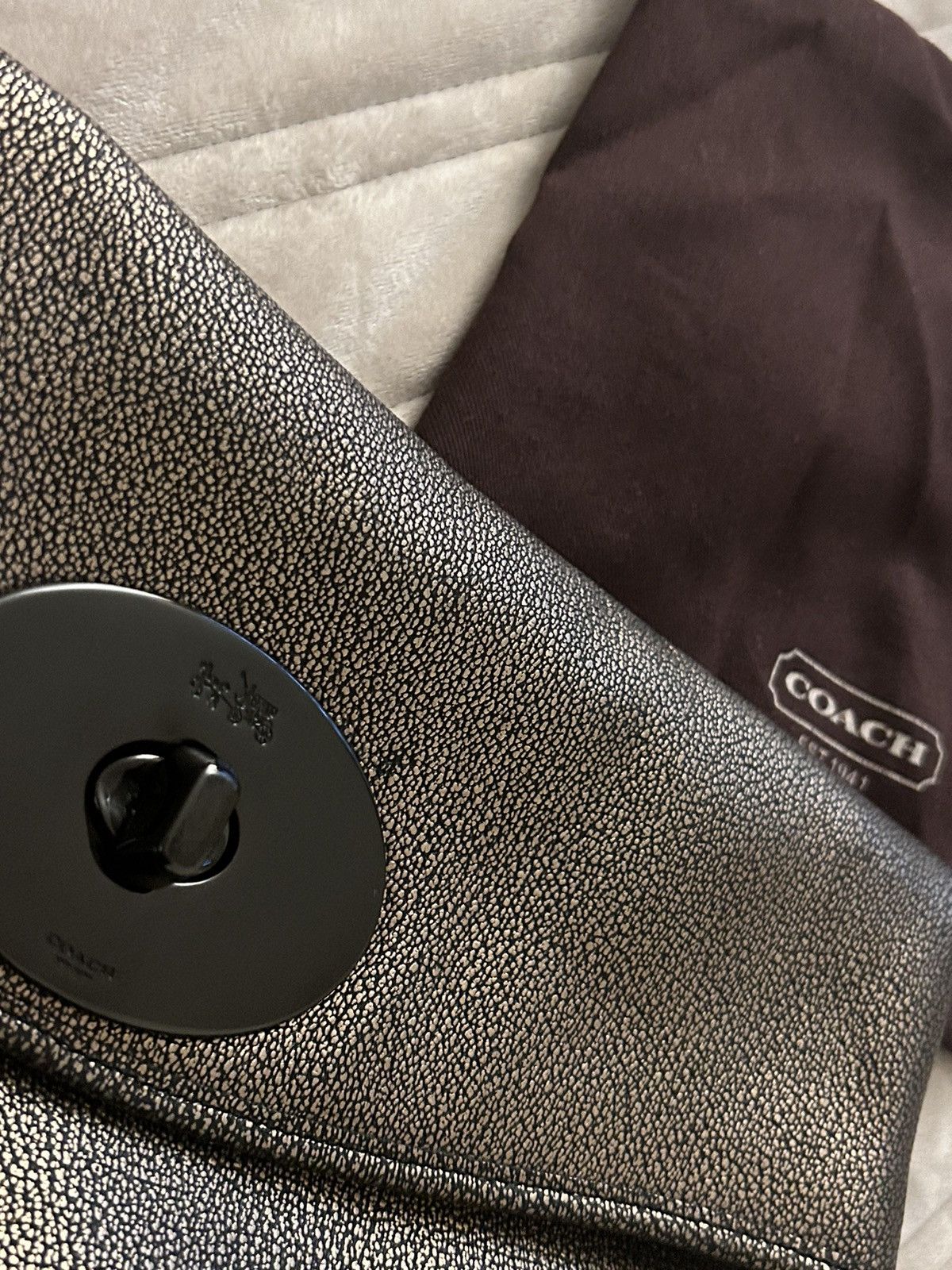 Coach Turnlock Clutch in Metallic Leather Size ONE SIZE - 4 Thumbnail