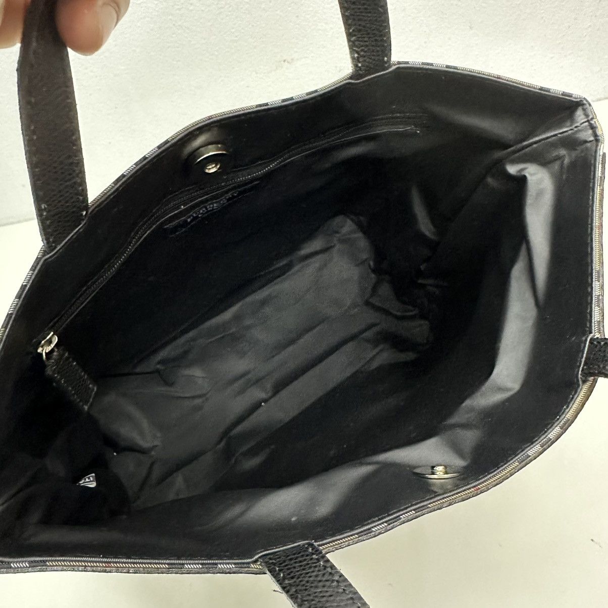 Burberry ‼️YES‼️ AUTHENTIC BURBERRY LONDON NOVA CHECK CARRY TOTE BAG Size ONE SIZE - 9 Thumbnail