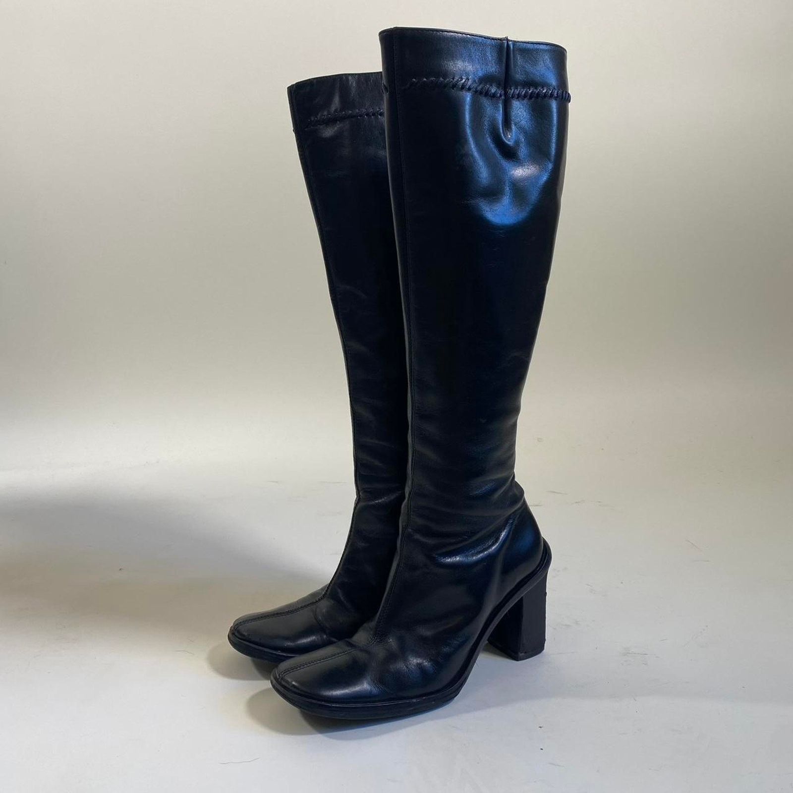 Bcbgmaxazria Vintage BCBG maxazria square toe knee high bootas Size US 5.5 / IT 35.5 - 1 Thumbnail