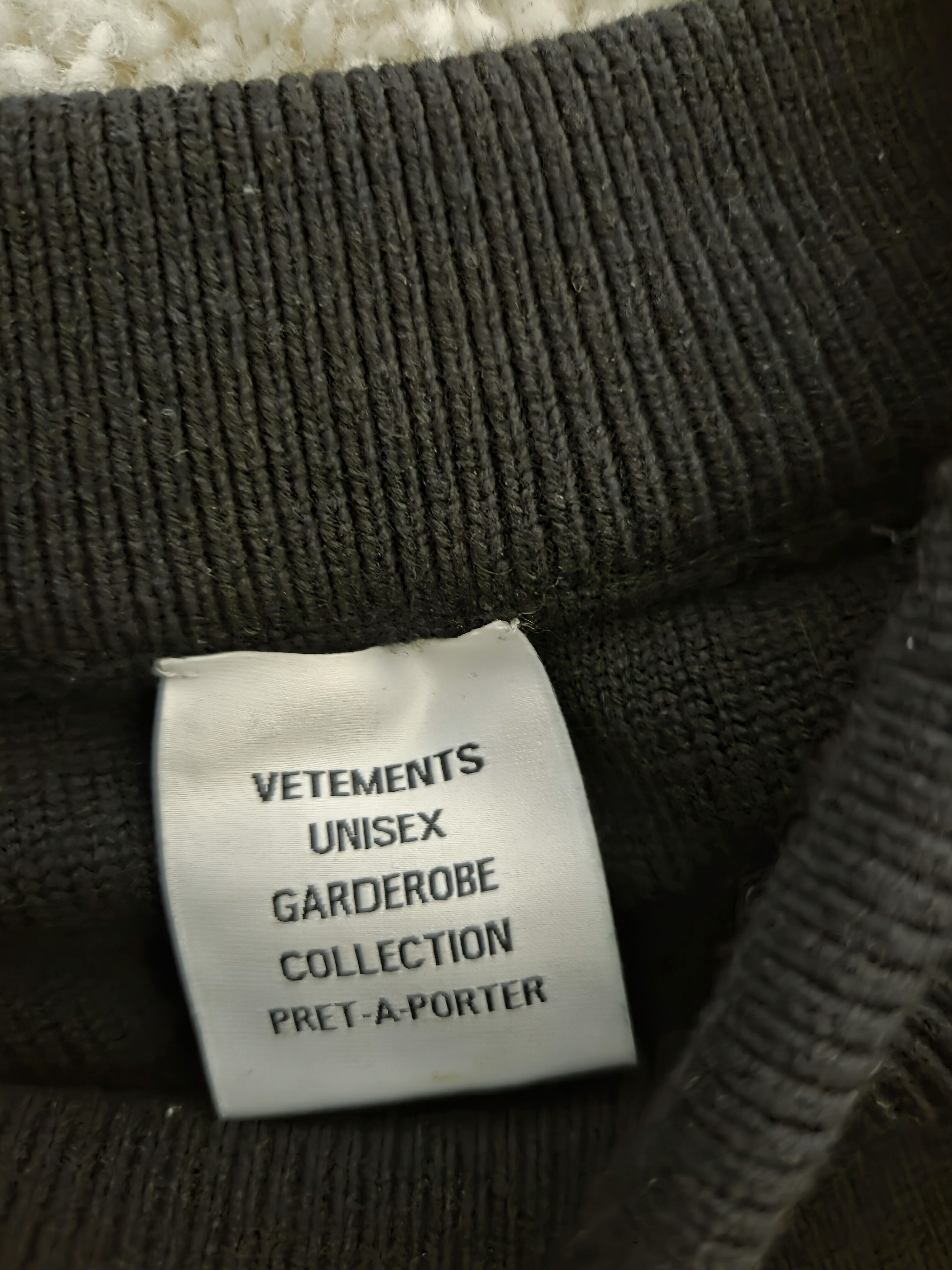 Vetements Vetements Pullover, Merinowolle, Black Size US L / EU 52-54 / 3 - 5 Thumbnail