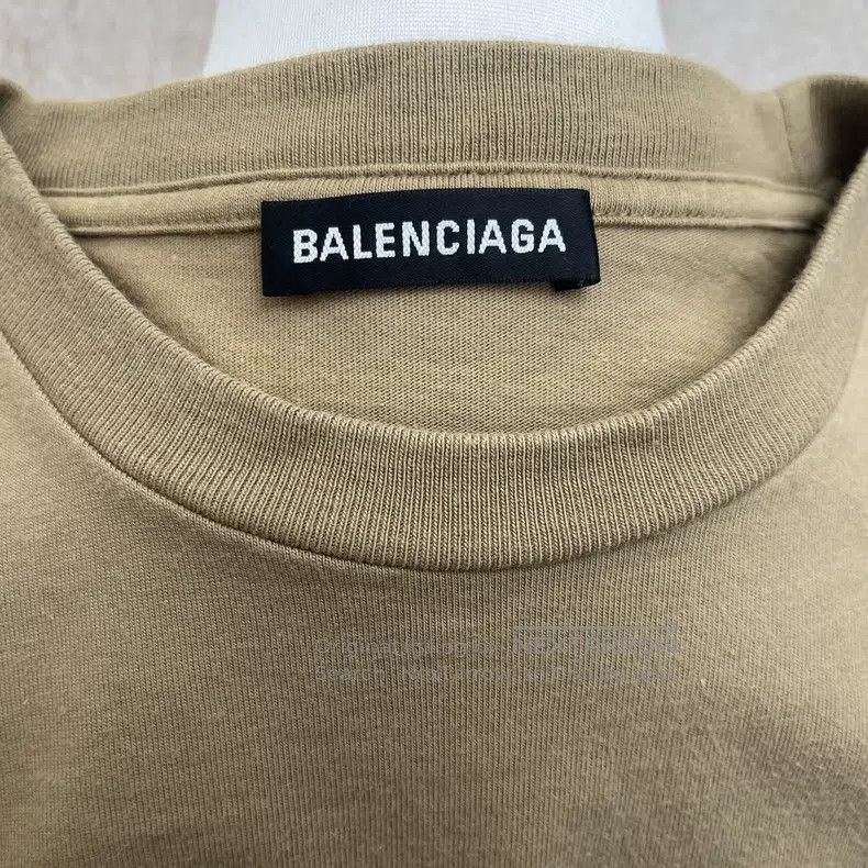 Balenciaga Balenciaga Crown Wheat Short-Sleeve T-Shirt Size US S / EU 44-46 / 1 - 3 Thumbnail