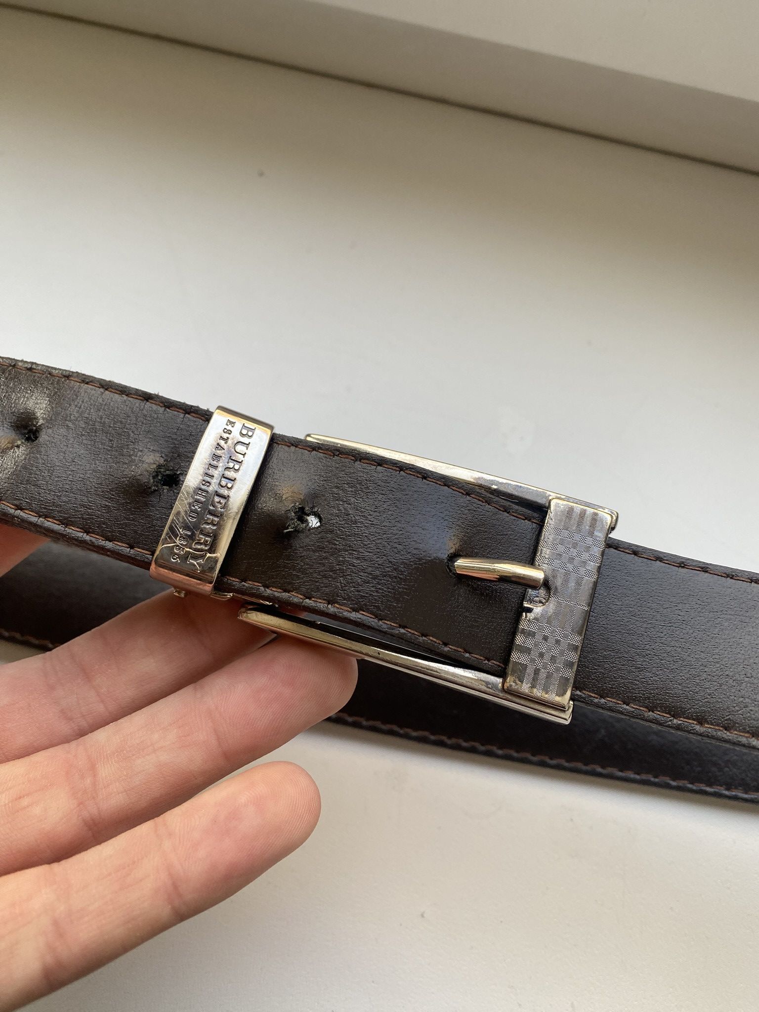 Burberry Burberry Black Leather Reversible Belt Made In Italy Size ONE SIZE - 3 Thumbnail
