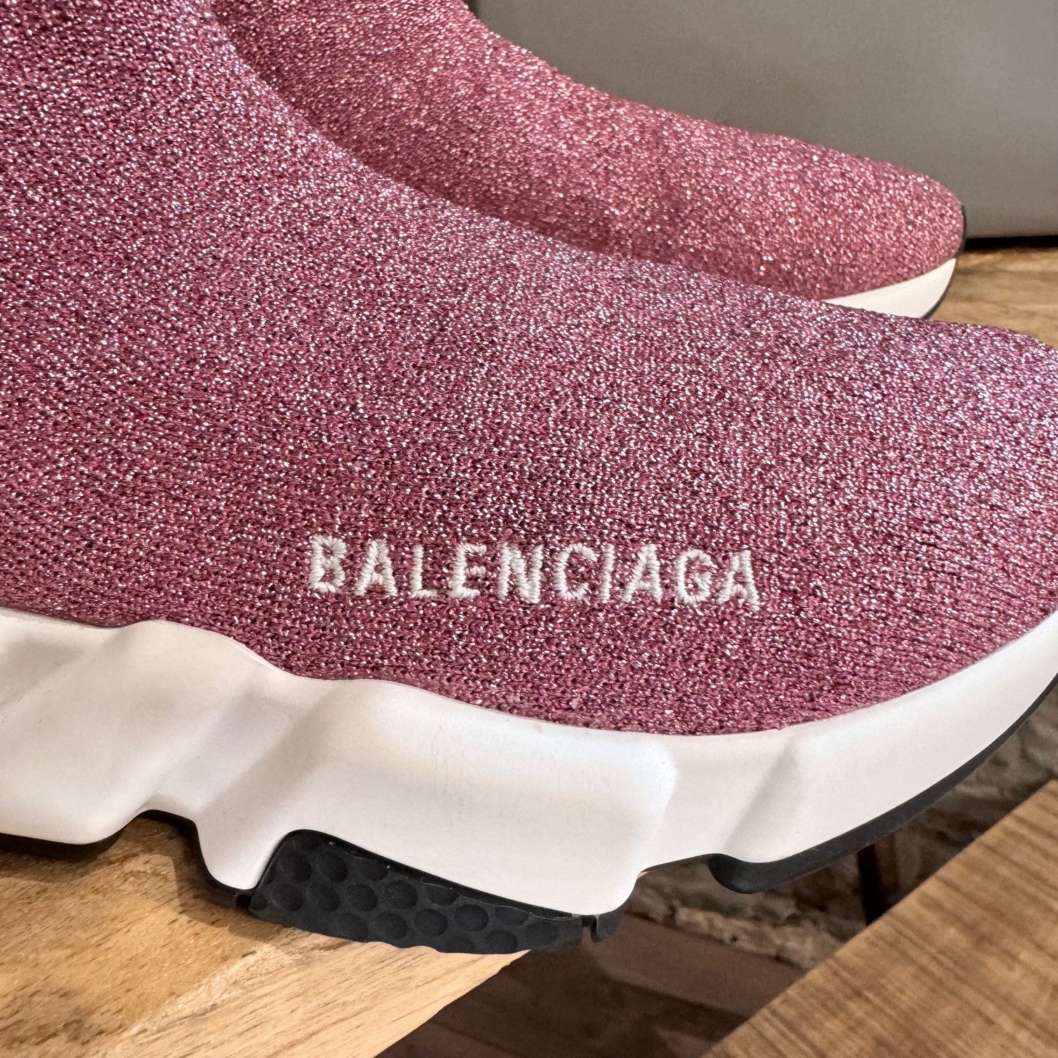 Balenciaga Balenciaga Pink Knit Laminated Speed Logo Sock Sneakers Size US 6 / IT 36 - 2 Thumbnail