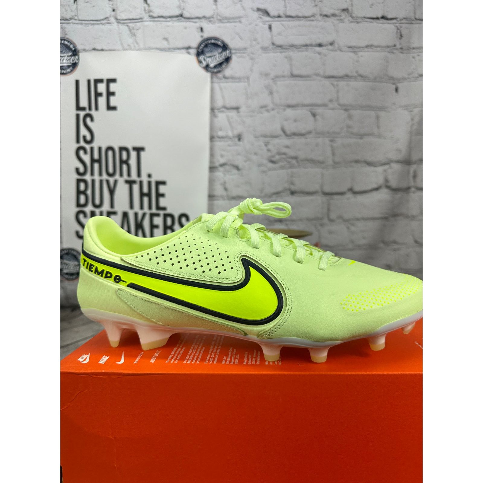 Nike Nike Tiempo Legend 9 Pro FG Soccer Shoes Womens 5.5 Volt Size US 5.5 / IT 35.5 - 5 Thumbnail