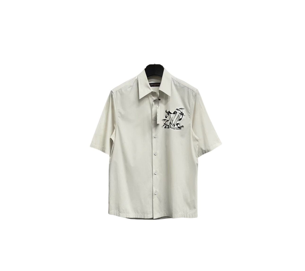 Louis Vuitton Louis Vuitton Dove Logo Short Sleeve Shirt XS Size US XS / EU 42 / 0 - 1 Thumbnail