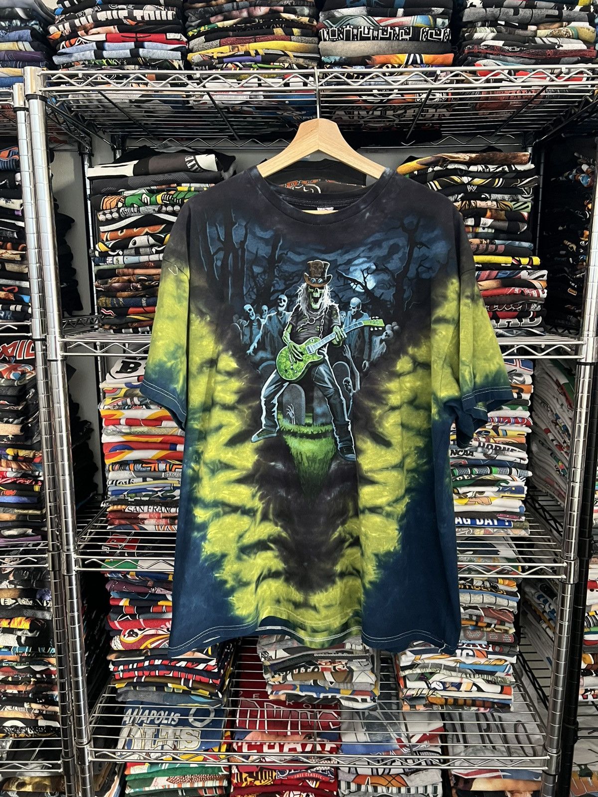 Band Tees 2000s Metal Zombies Guitarist Halloween Monster Tee Size US XXL / EU 58 / 5 - 1 Thumbnail