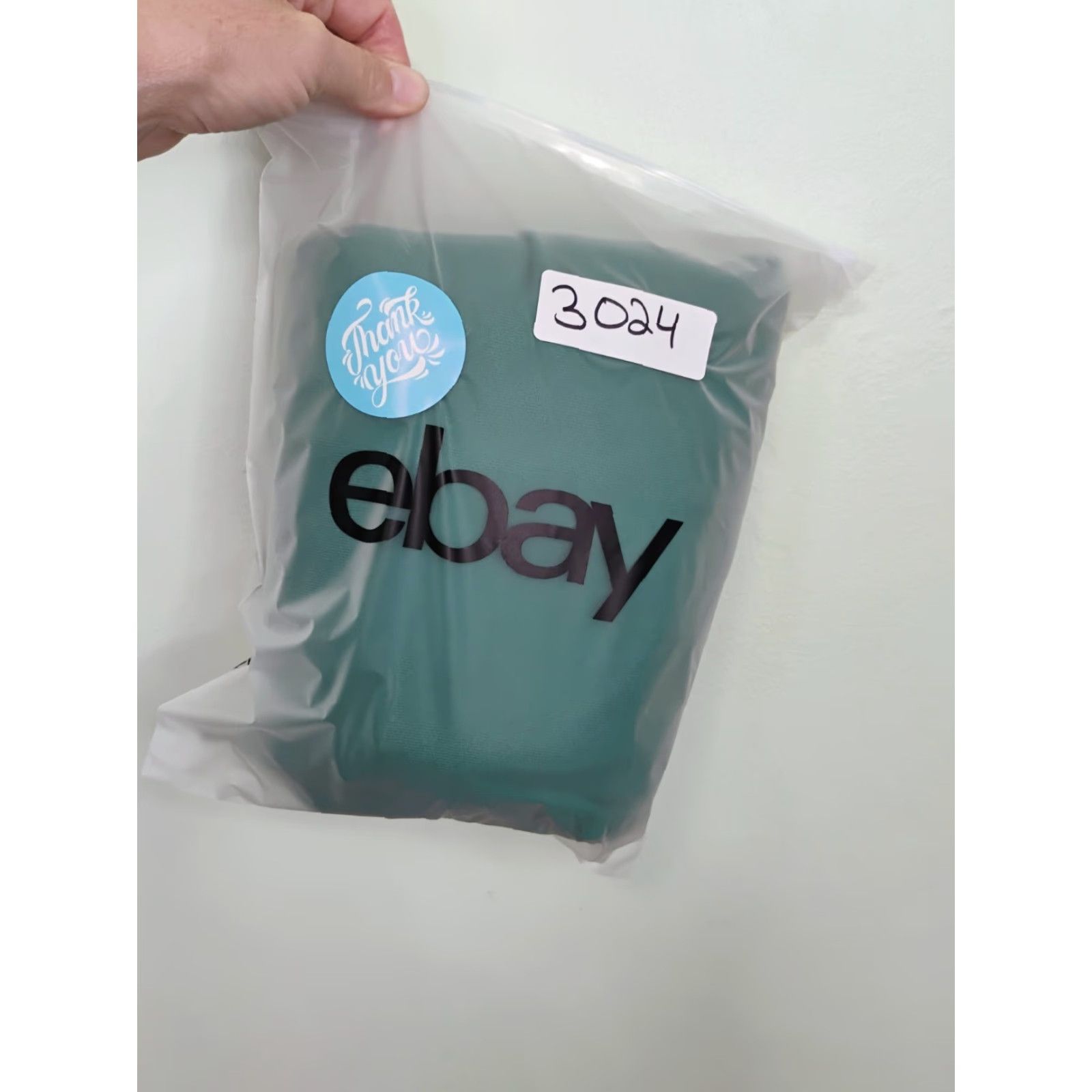 Superdry Superdry Crewneck Long Sleeve Fleece Sweatshirt XL Green Unisex Adults Oversized Pullover Sweatshirt Mens Womens (adjusted within allowed words) Size US XL / EU 56 / 4 - 8 Thumbnail