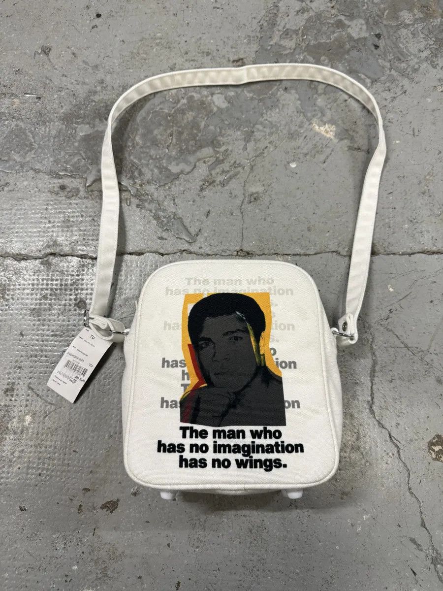 Comme des Garcons Comme des Garçons Andy Warhol White Human Face Size ONE SIZE - 1 Thumbnail