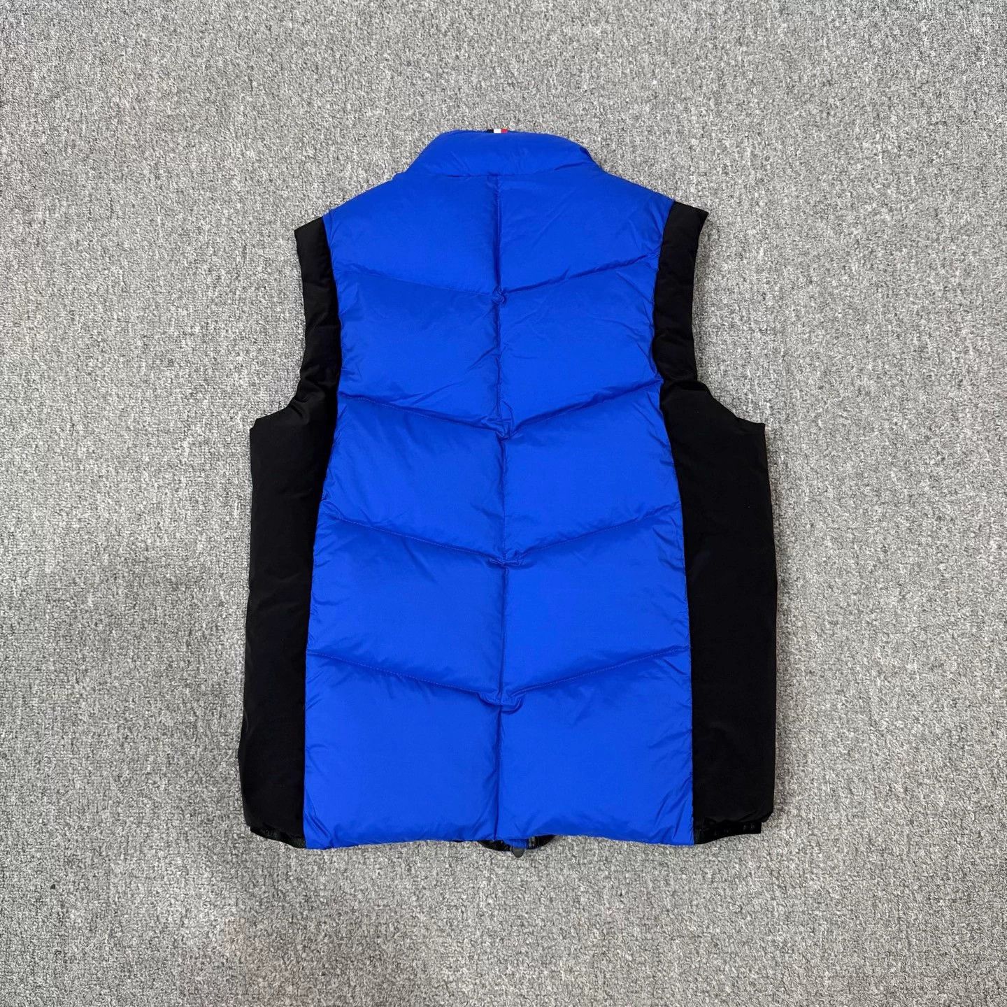 Moncler Moncler Blue Down Vest Size 2 99 New Size US M / EU 48-50 / 2 - 2 Thumbnail