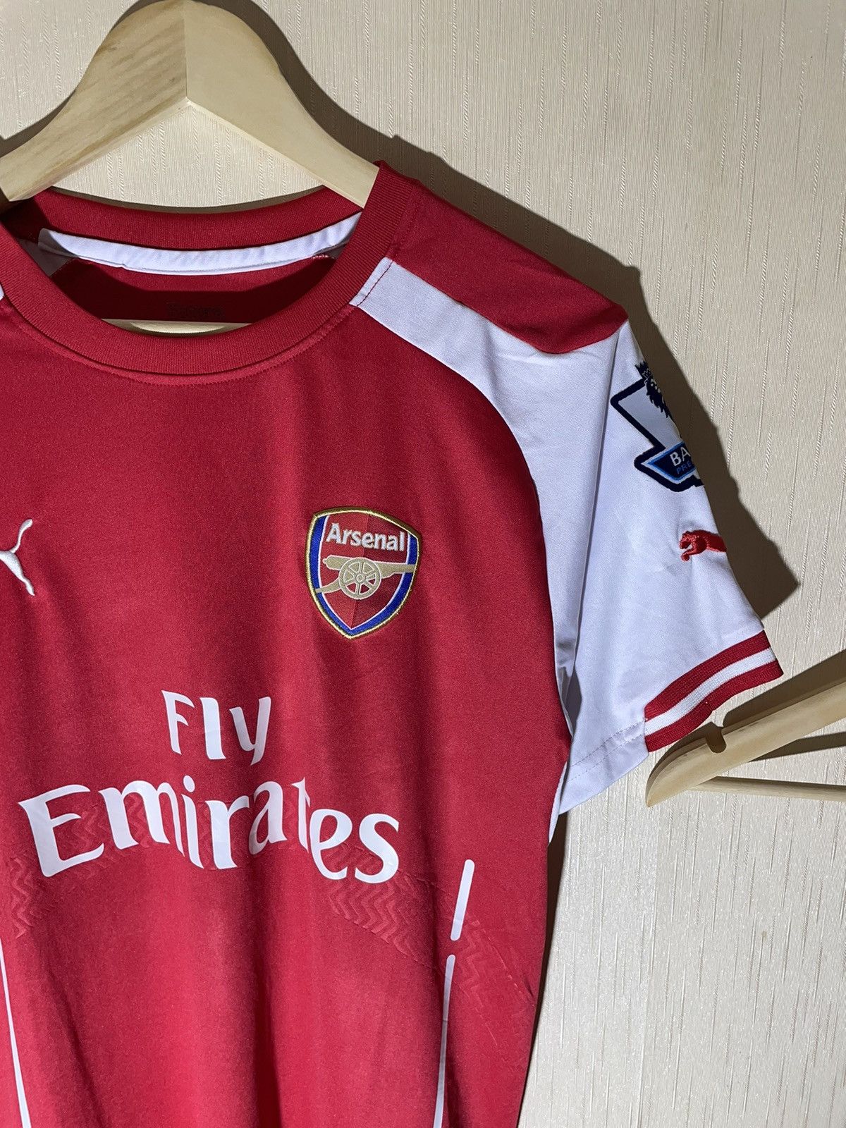 Other Arsenal soccer jersey Size US M / EU 48-50 / 2 - 2 Thumbnail