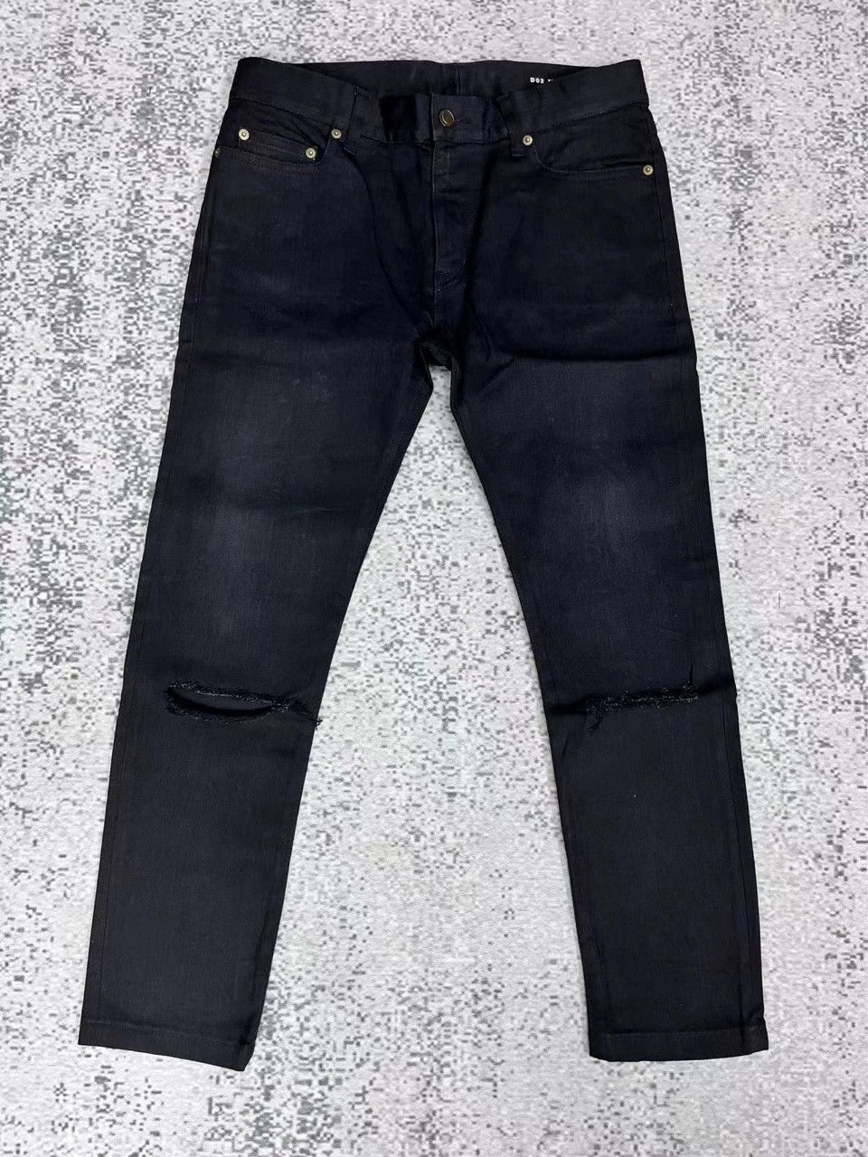 Saint Laurent Paris Saint Laurent Paris Cut and make old jeans with a knife Size US 32 / EU 48 - 1 Thumbnail
