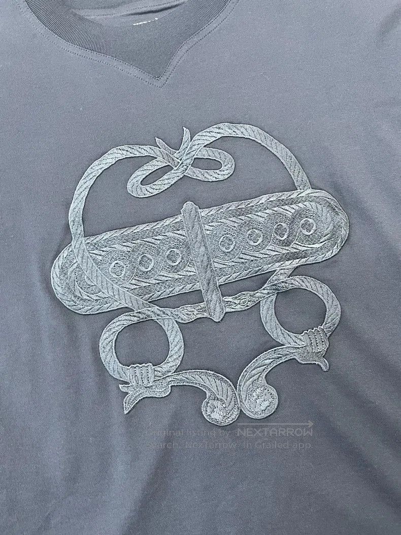 Hermes Hermes Navy Embroidered Short Sleeve T. Size US S / EU 44-46 / 1 - 2 Thumbnail