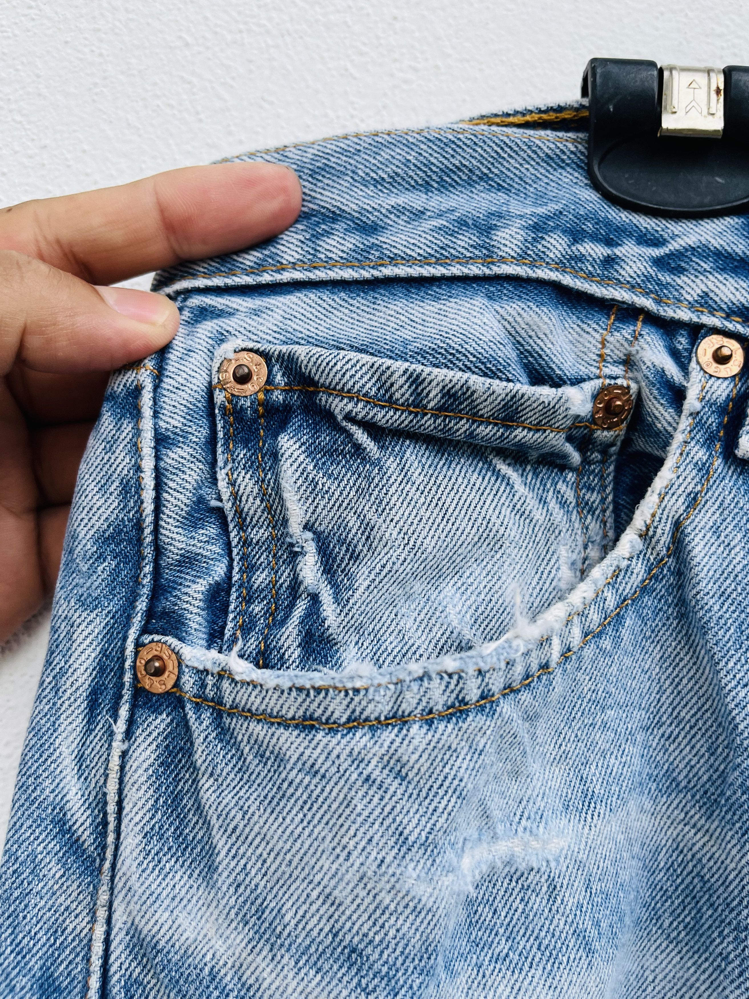Levi's Vintage Clothing × Vintage Vintage 90s Levis Distressed Kurt Cobain Fashion Style Size US 33 - 9 Thumbnail