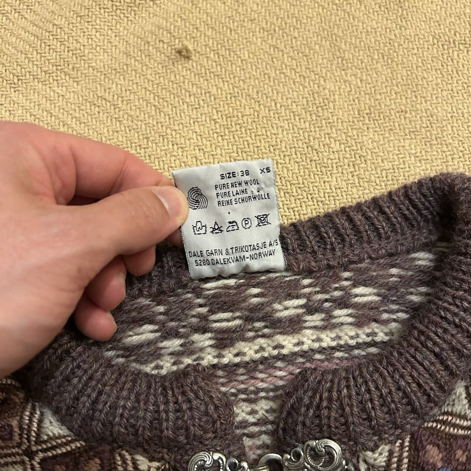 Dale Of Norway Vintage Cardigan Wool Knit Fair Isle Metal Clasp Sweater XS Size XS / US 0-2 / IT 36-38 - 4 Thumbnail