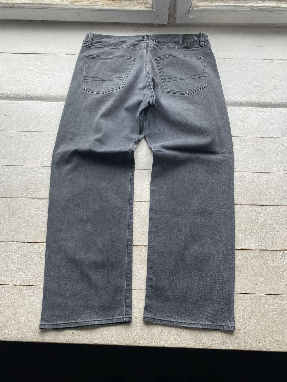 Hugo Boss 00s Luxury Hugo Boss Grey Stretch Denim Jeans Straight Fit Size US 38 / EU 54 - 12 Thumbnail