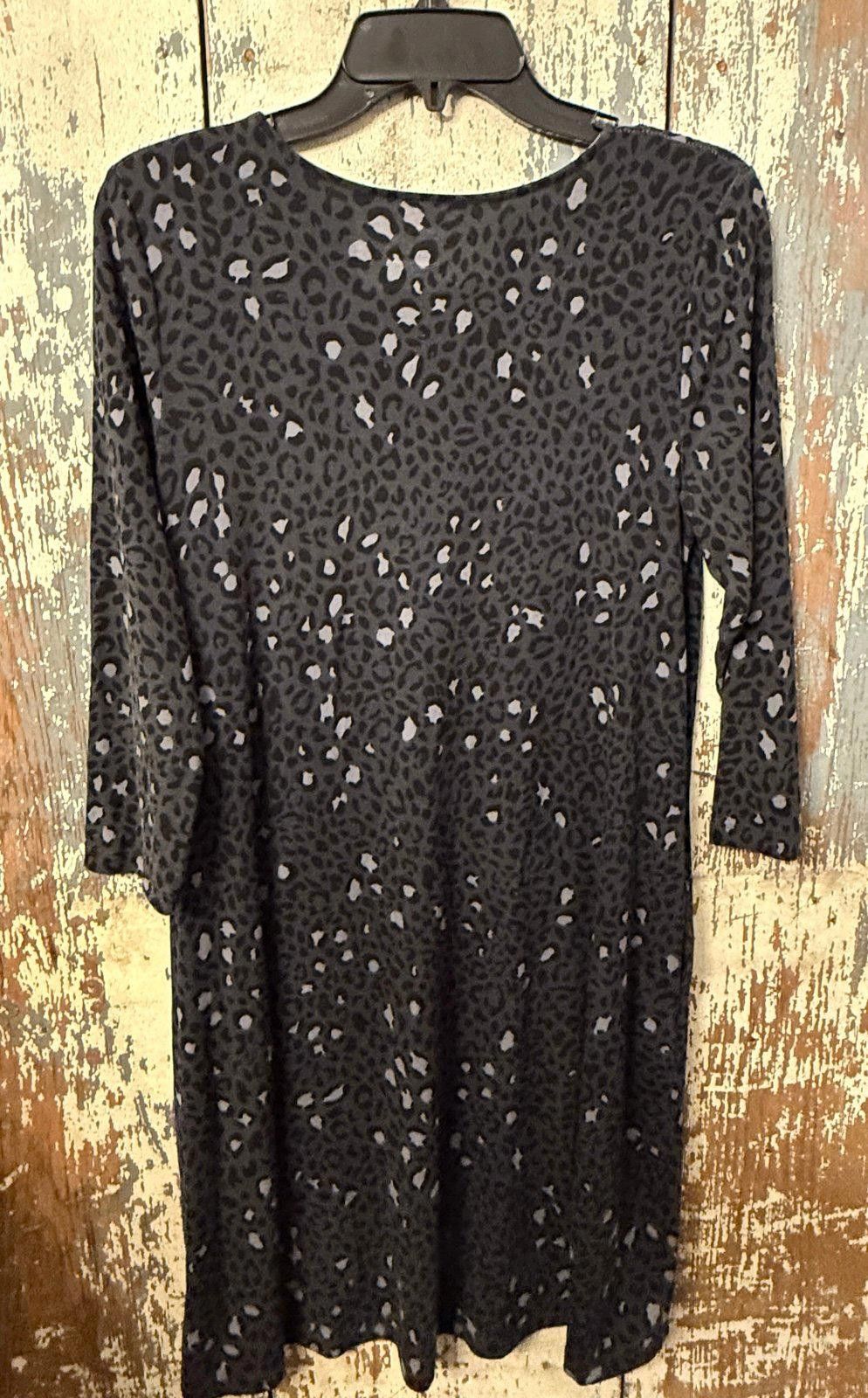 Designer Time and Tru animal print dress knee length small black gray Size S / US 4 / IT 40 - 4 Thumbnail