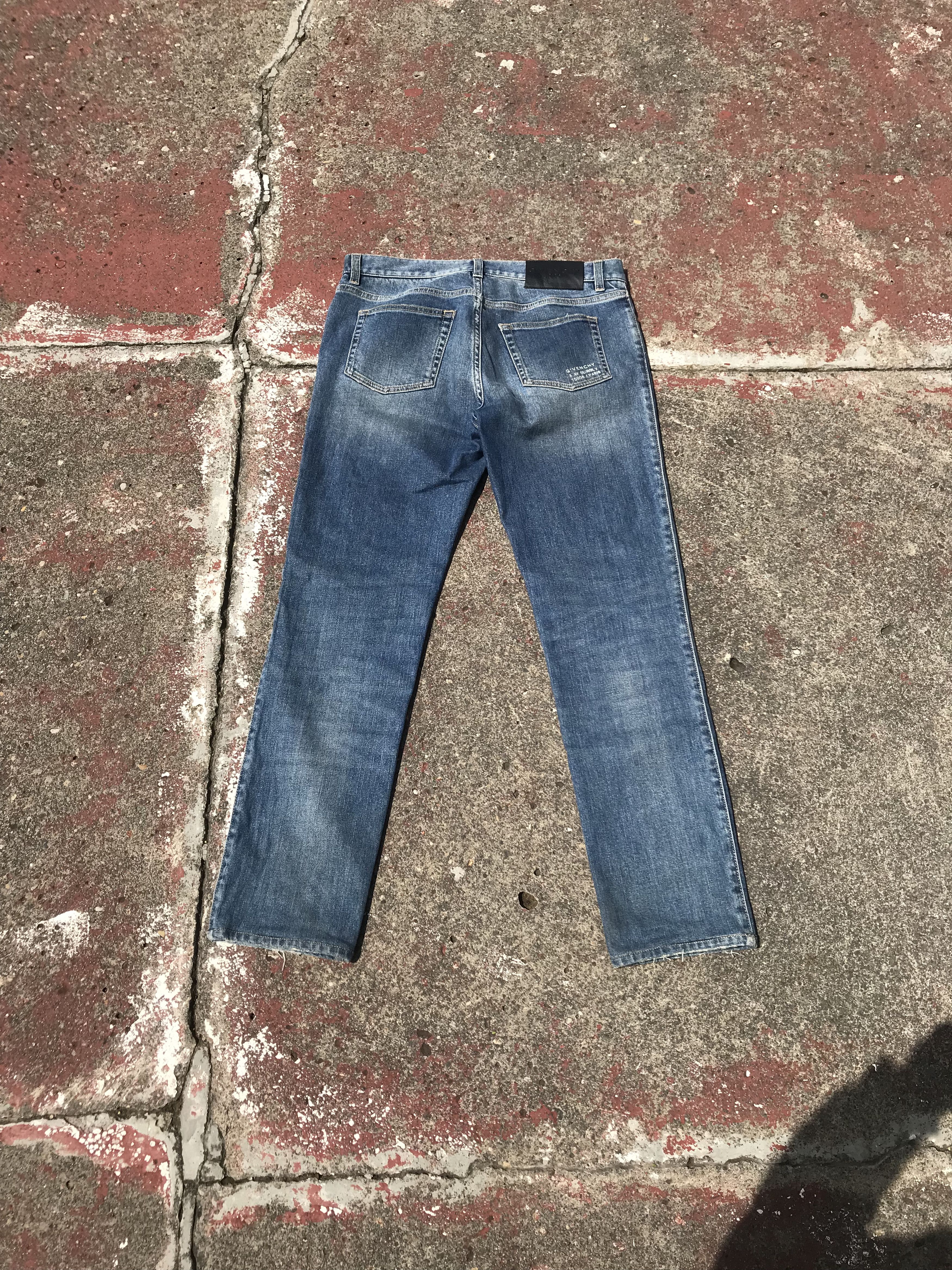 Givenchy × Hedi Slimane Givenchy 3 AV GEORGE V 75008 / PARIS Size US 30 / EU 46 - 5 Thumbnail