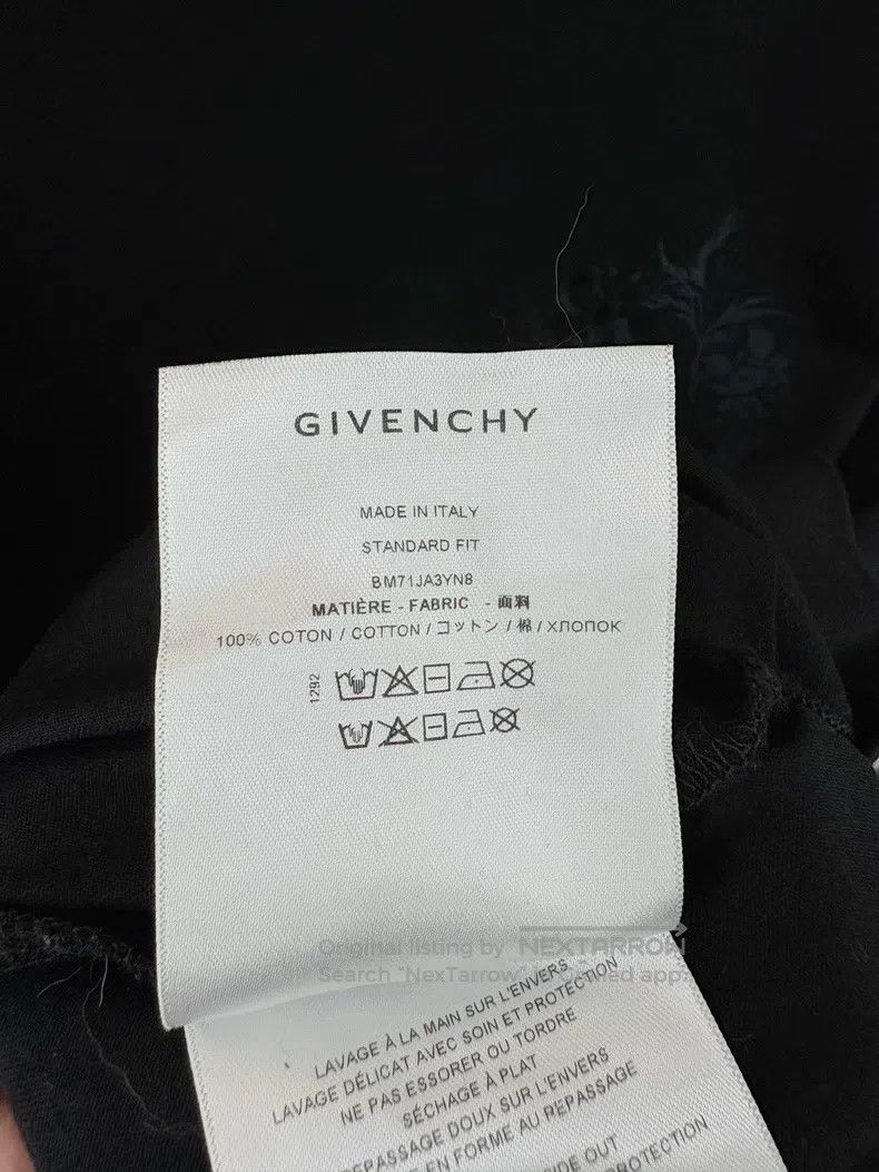 Givenchy Givenchy Embroidered Logo Short Sleeve Size US M / EU 48-50 / 2 - 5 Thumbnail