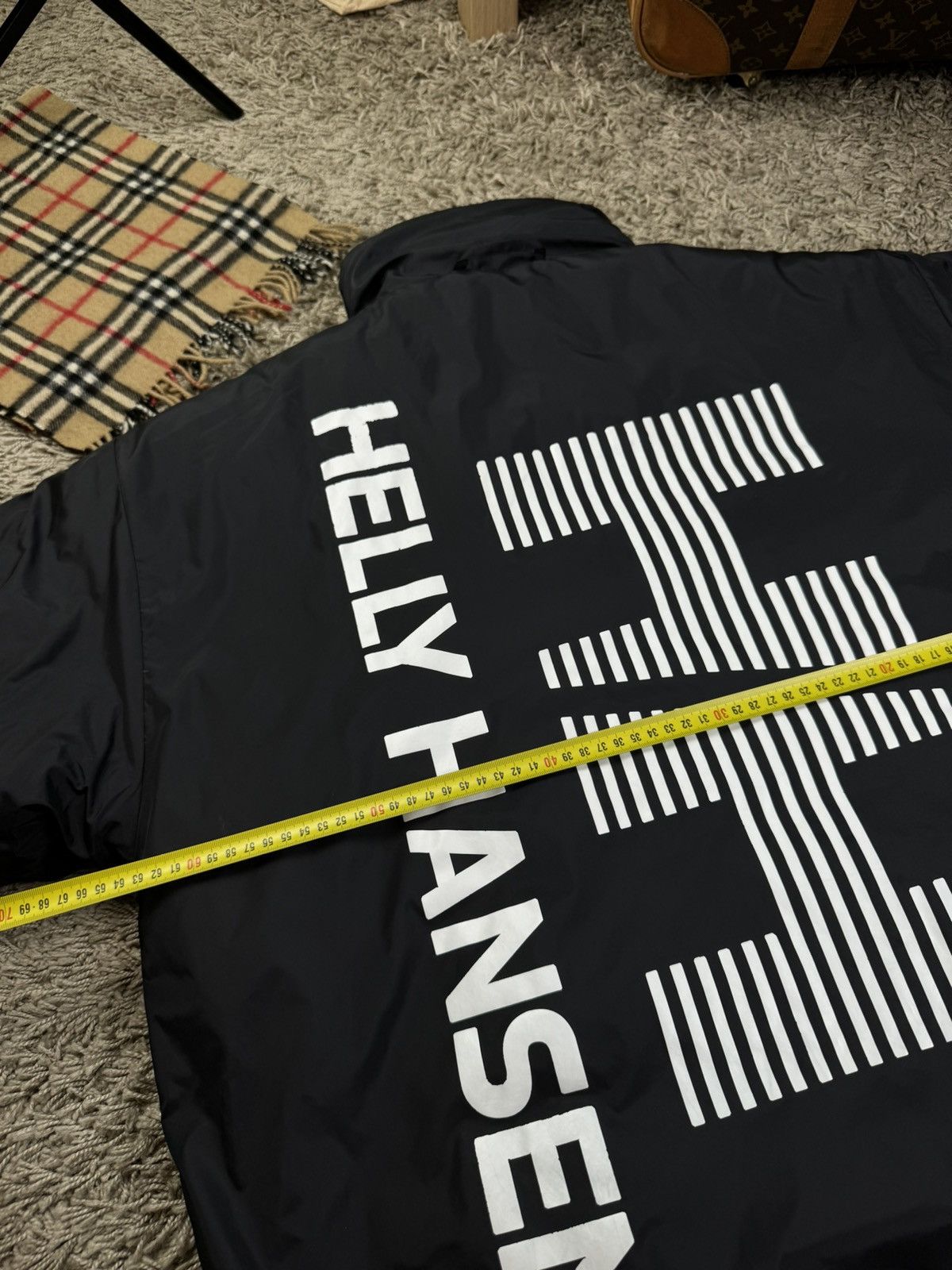 Helly Hansen Reversible puffer jacket Helly Hansen original casual item Size US L / EU 52-54 / 3 - 5 Thumbnail